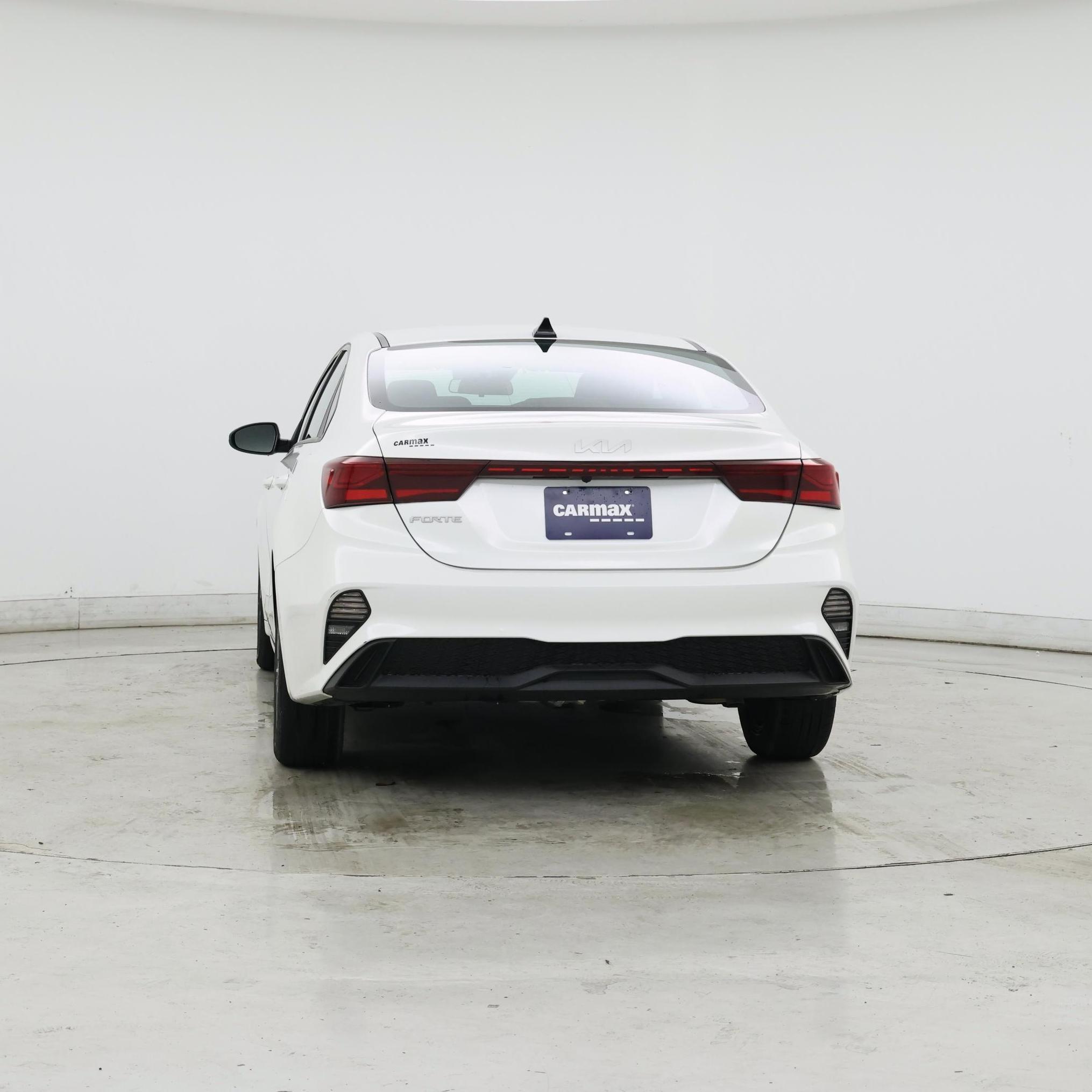 Thumbnail: 2023 Kia Forte - 6