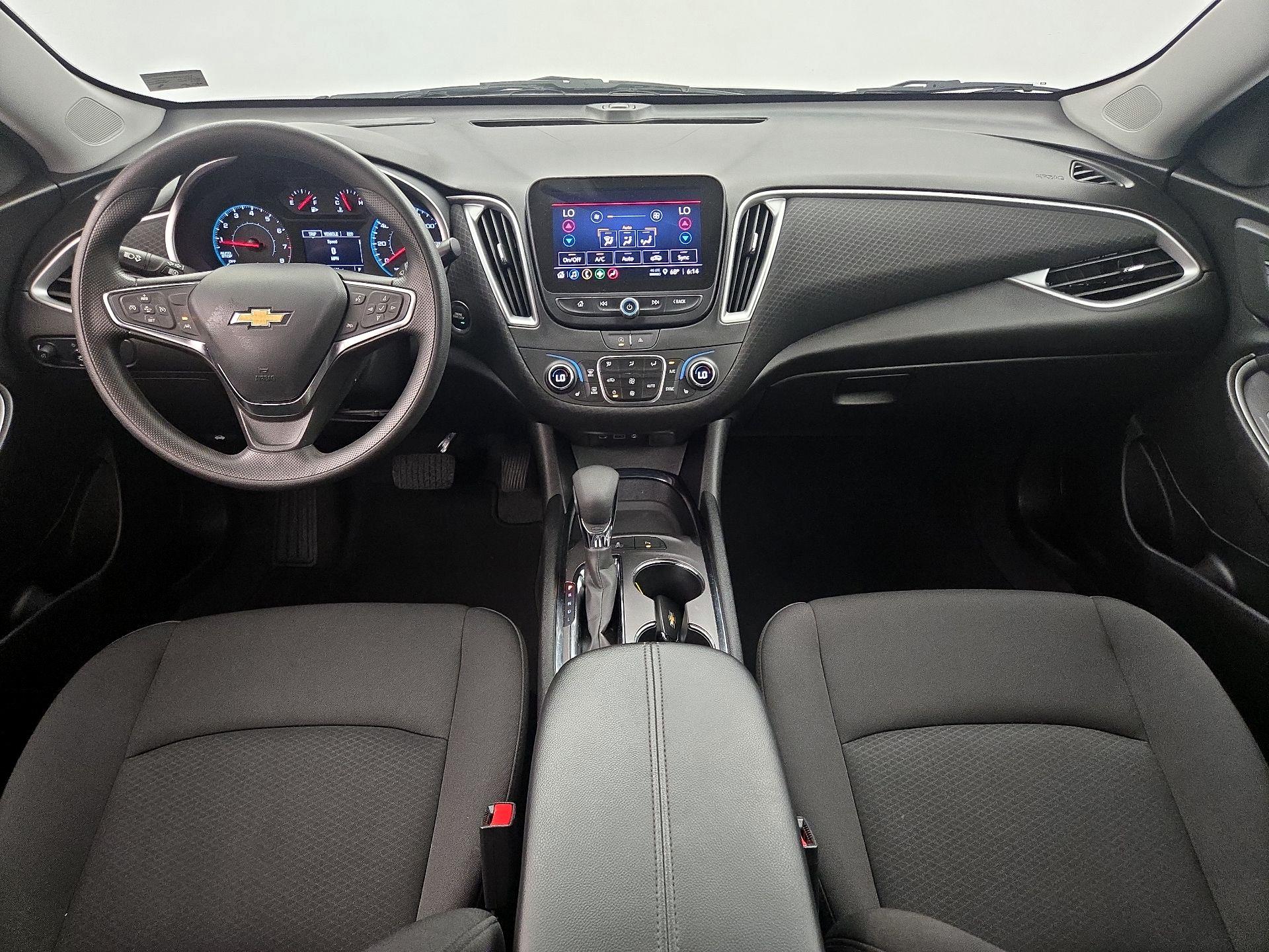 Thumbnail: 2024 Chevrolet Malibu - 9