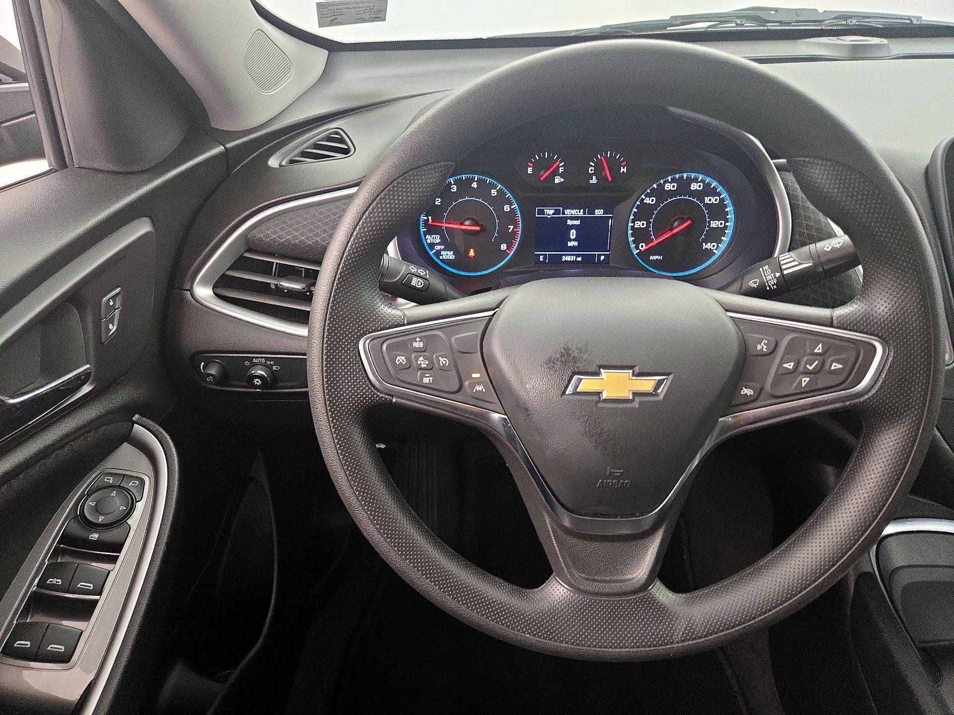 Thumbnail: 2024 Chevrolet Malibu - 10