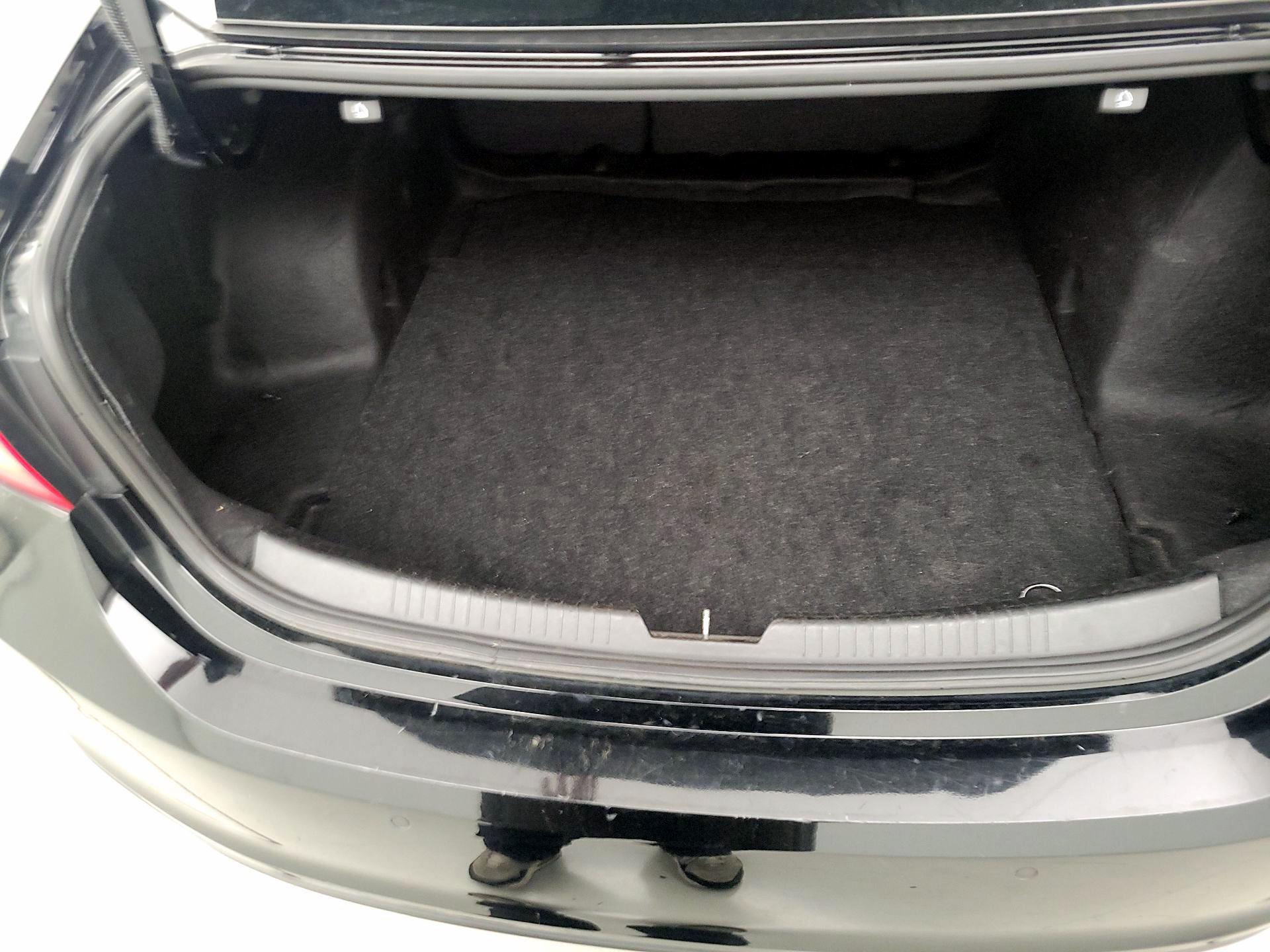 Thumbnail: 2023 Chevrolet Malibu - 20