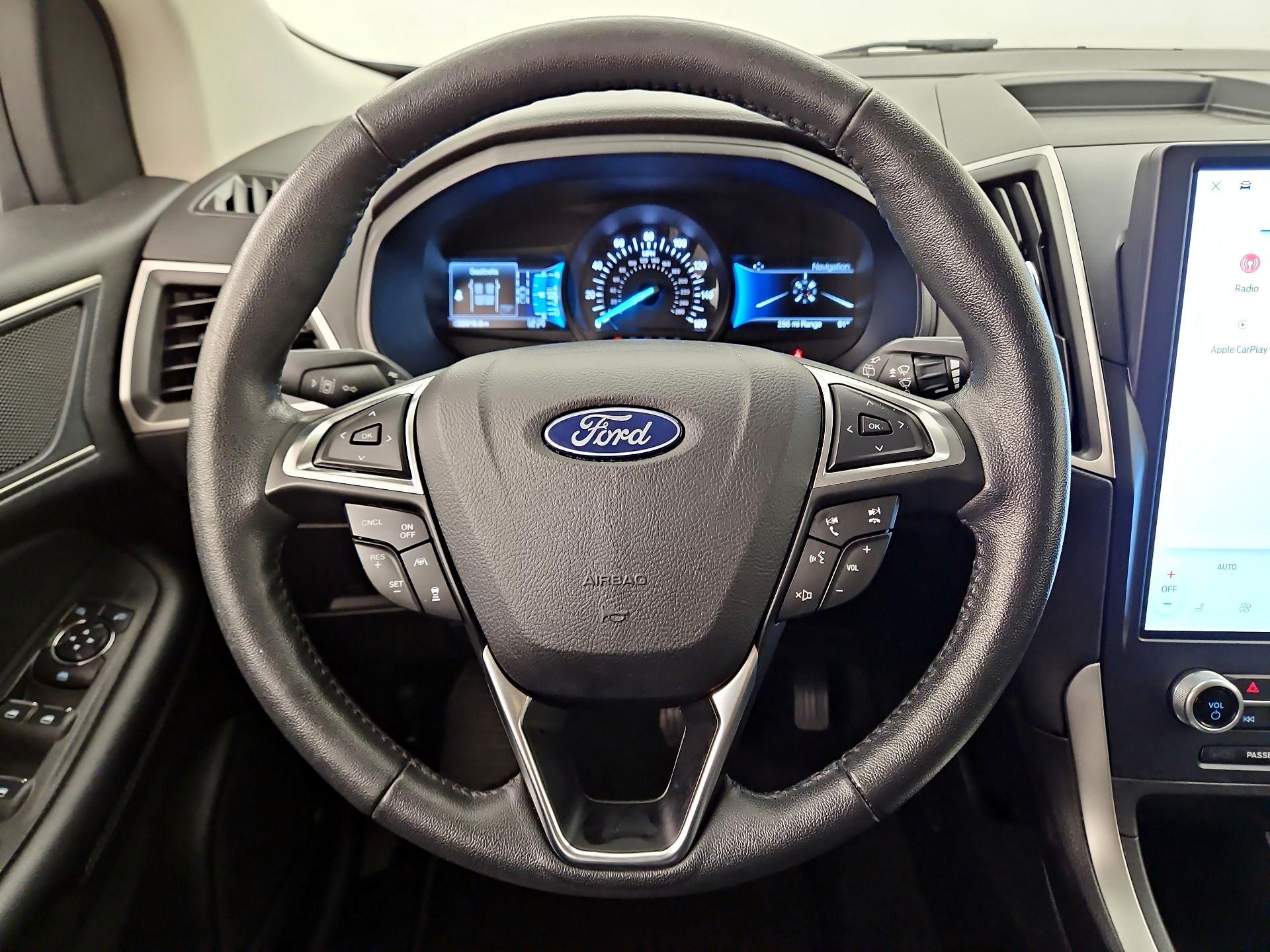 Thumbnail: 2022 Ford Edge - 10