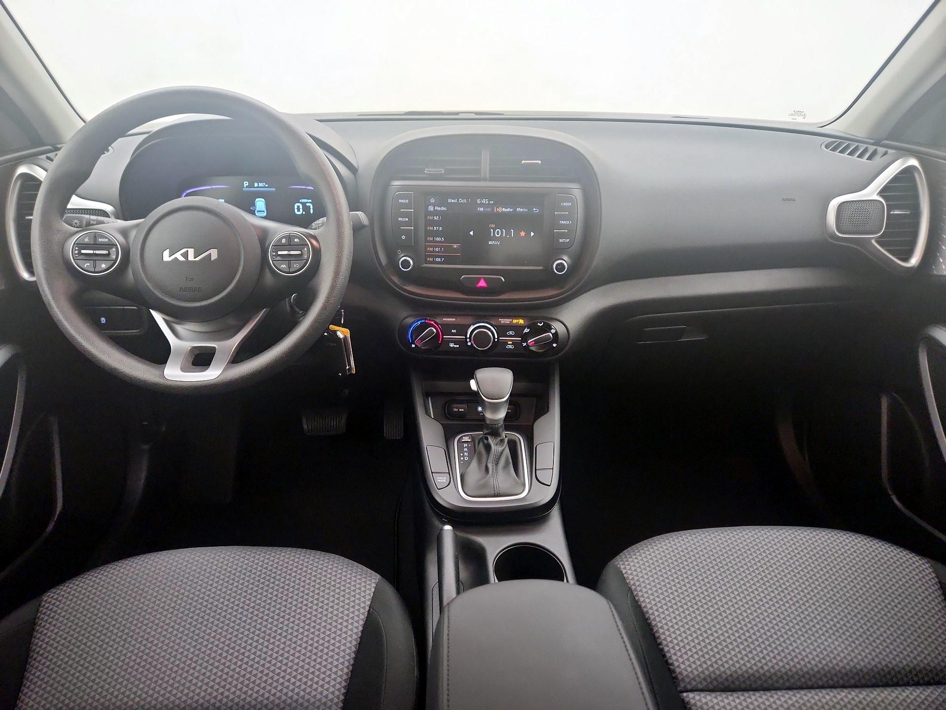 Thumbnail: 2023 Kia Soul - 9