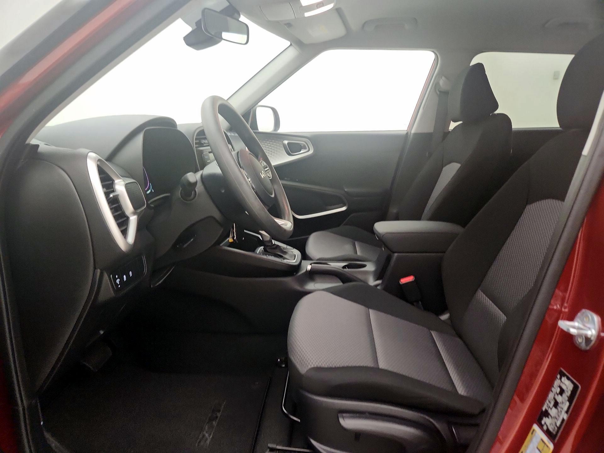 Thumbnail: 2023 Kia Soul - 11