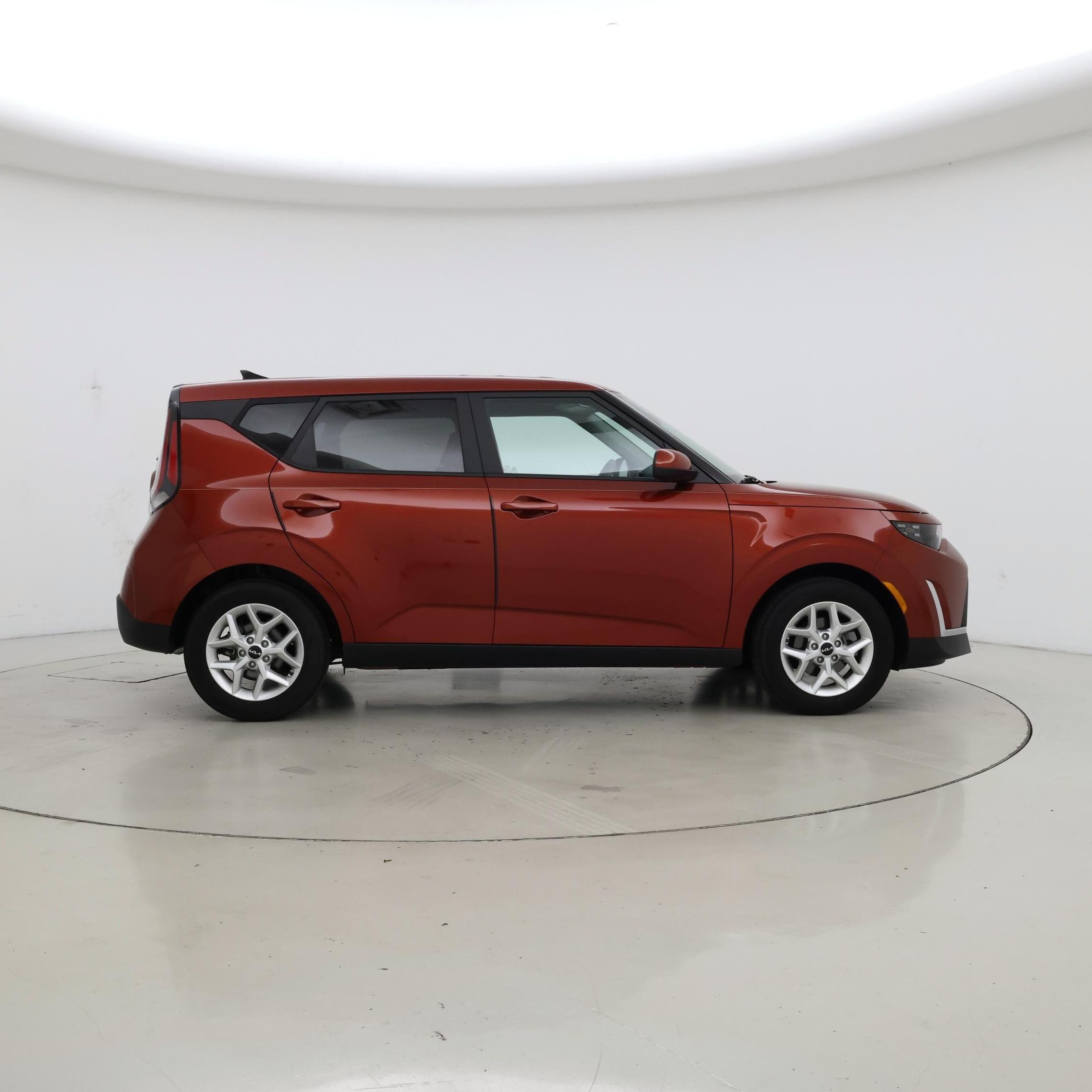 Thumbnail: 2023 Kia Soul - 7