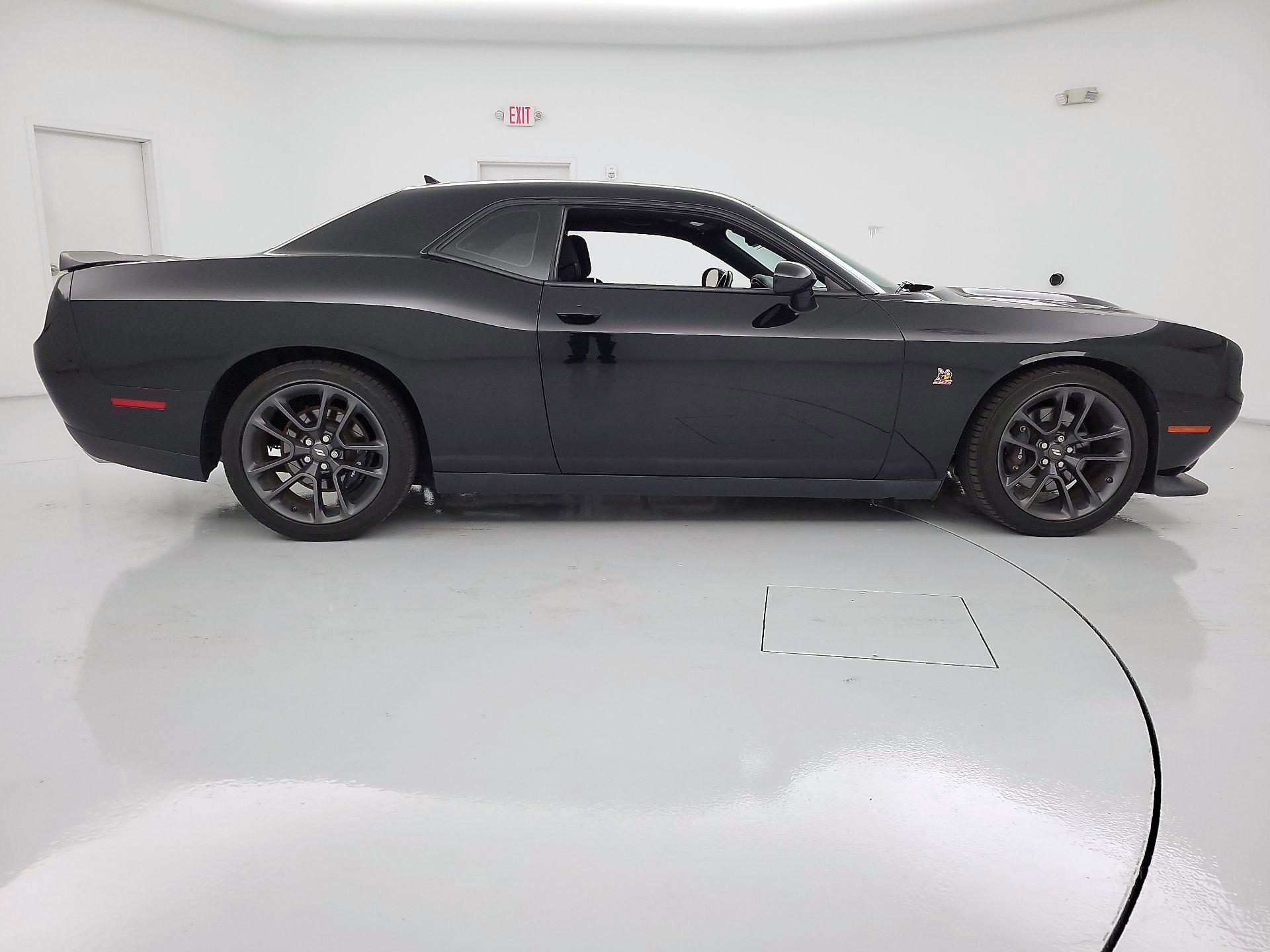 Thumbnail: 2020 Dodge Challenger - 4