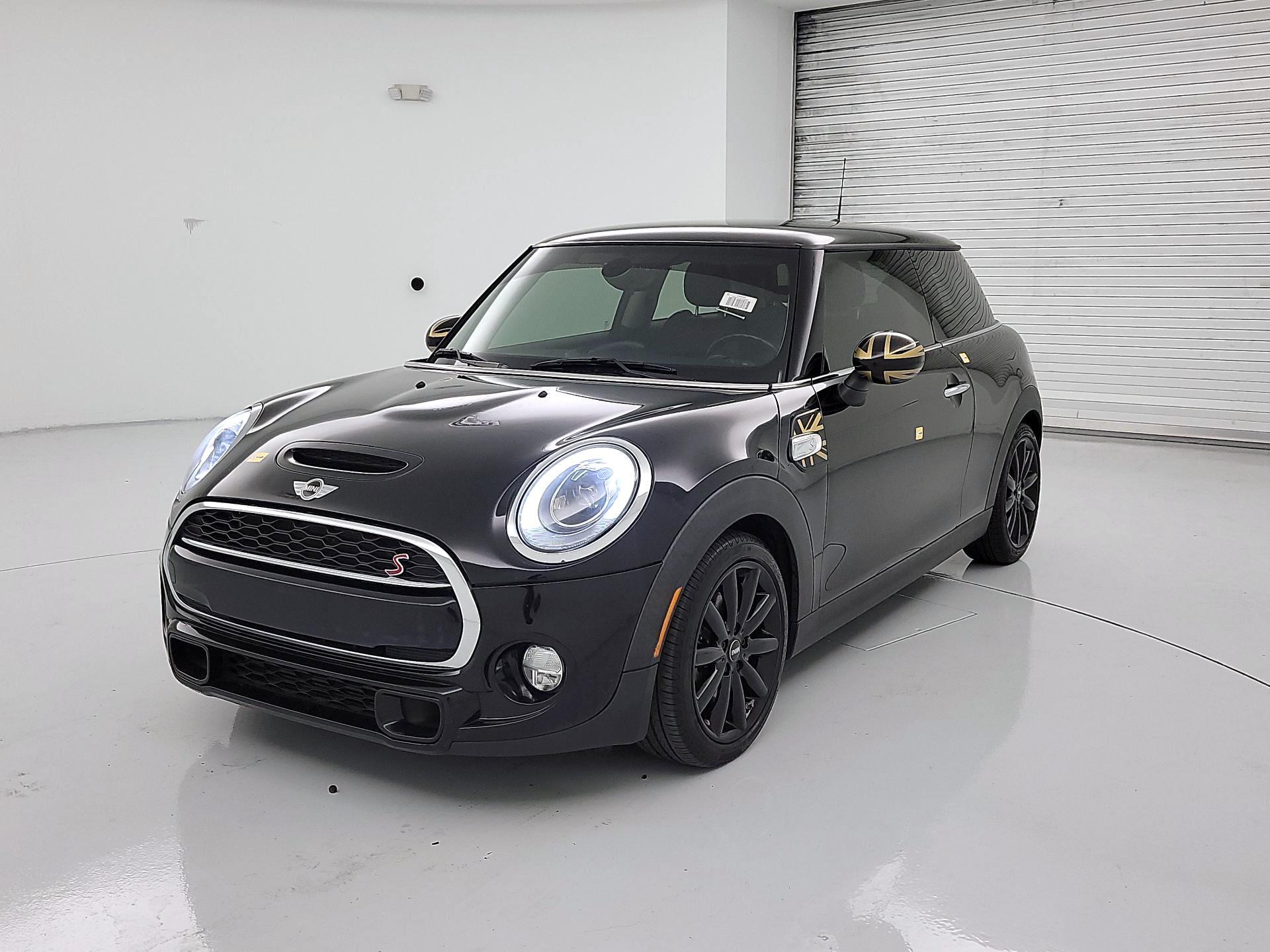Thumbnail: 2015 MINI Cooper Hardtop - 3