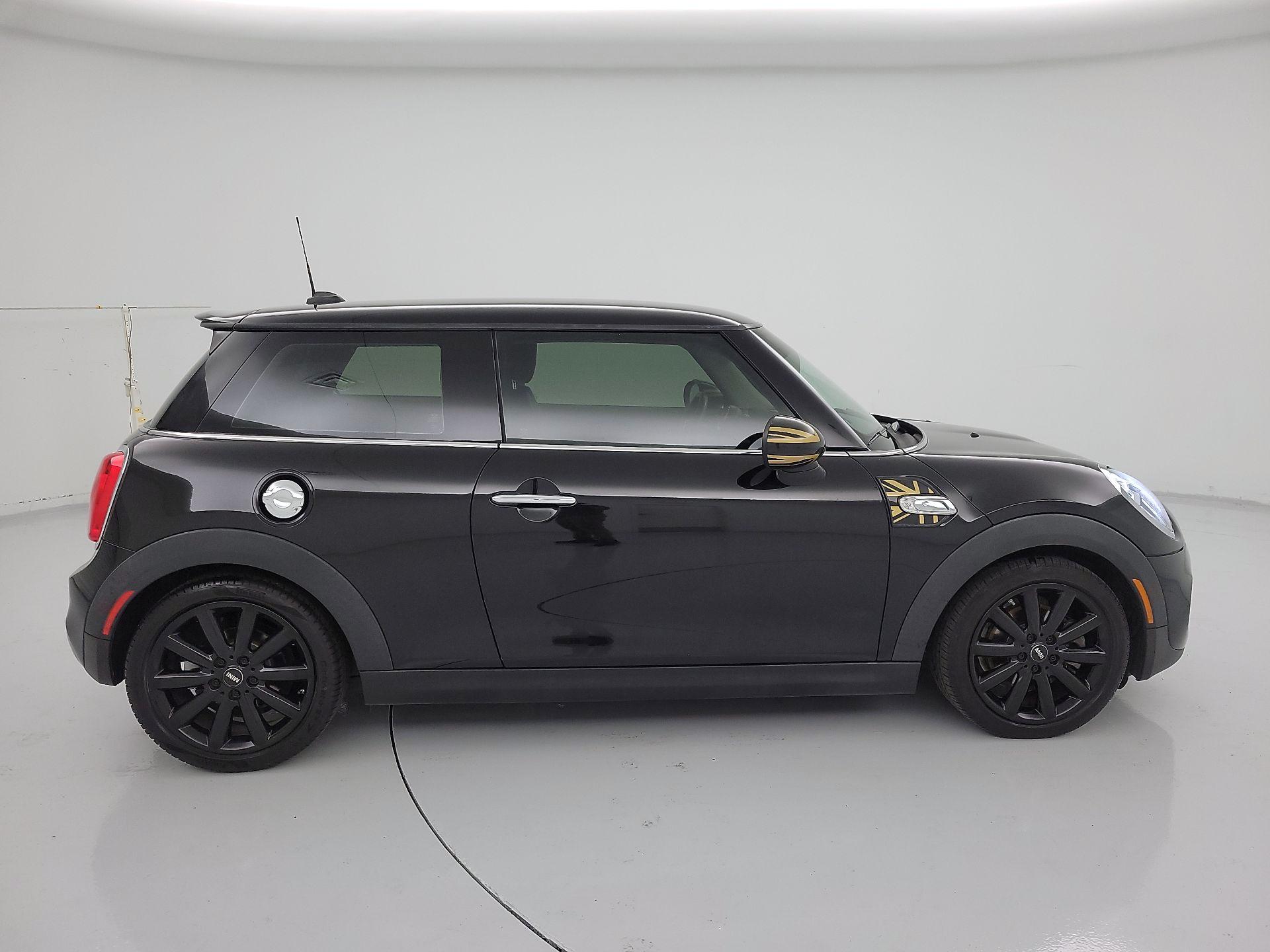 Thumbnail: 2015 MINI Cooper Hardtop - 4