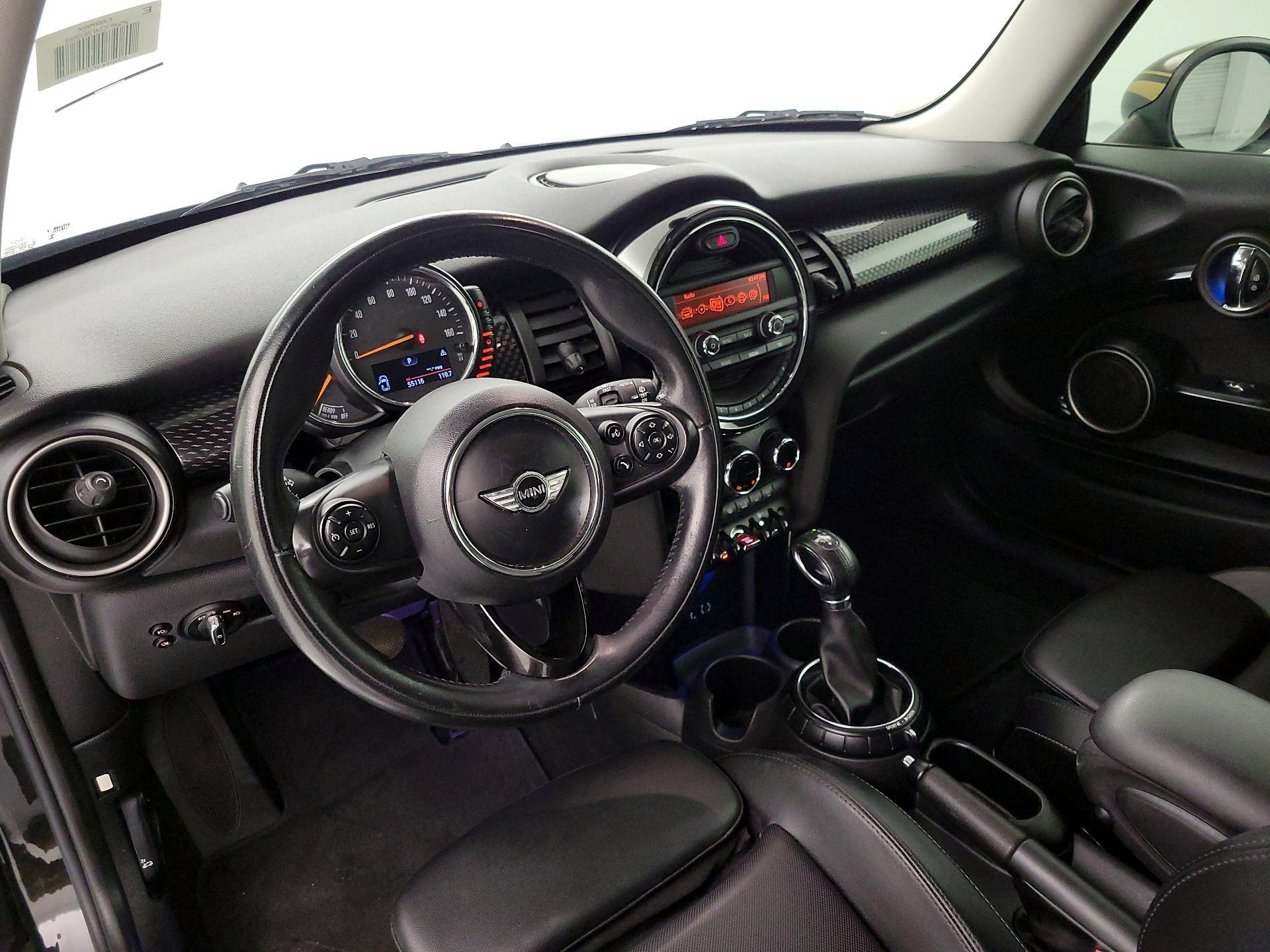 Thumbnail: 2015 MINI Cooper Hardtop - 8