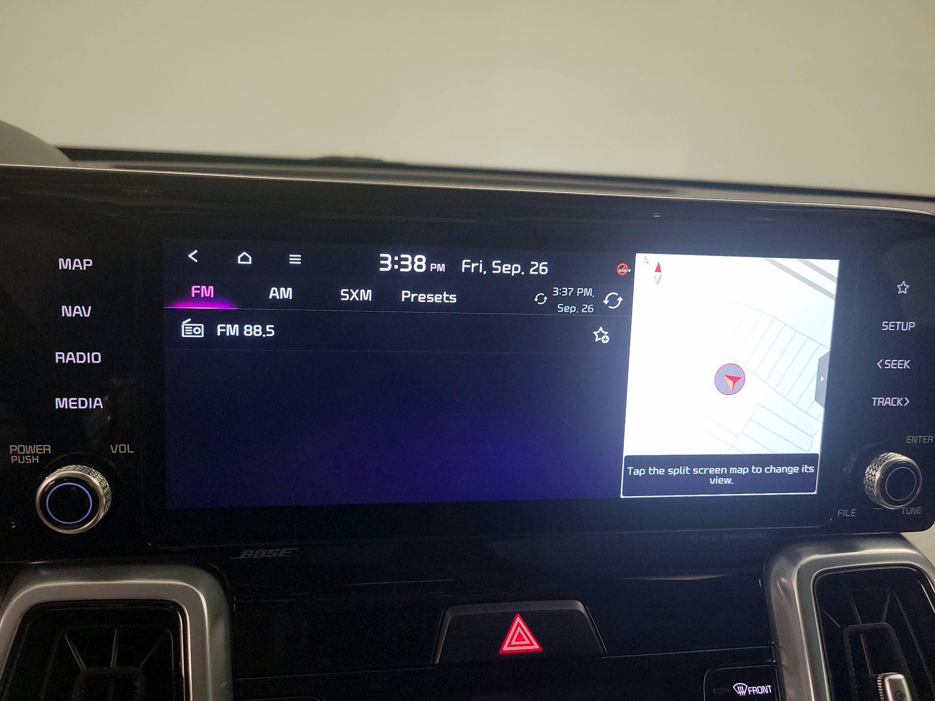 Thumbnail: 2023 Kia Sorento - 14