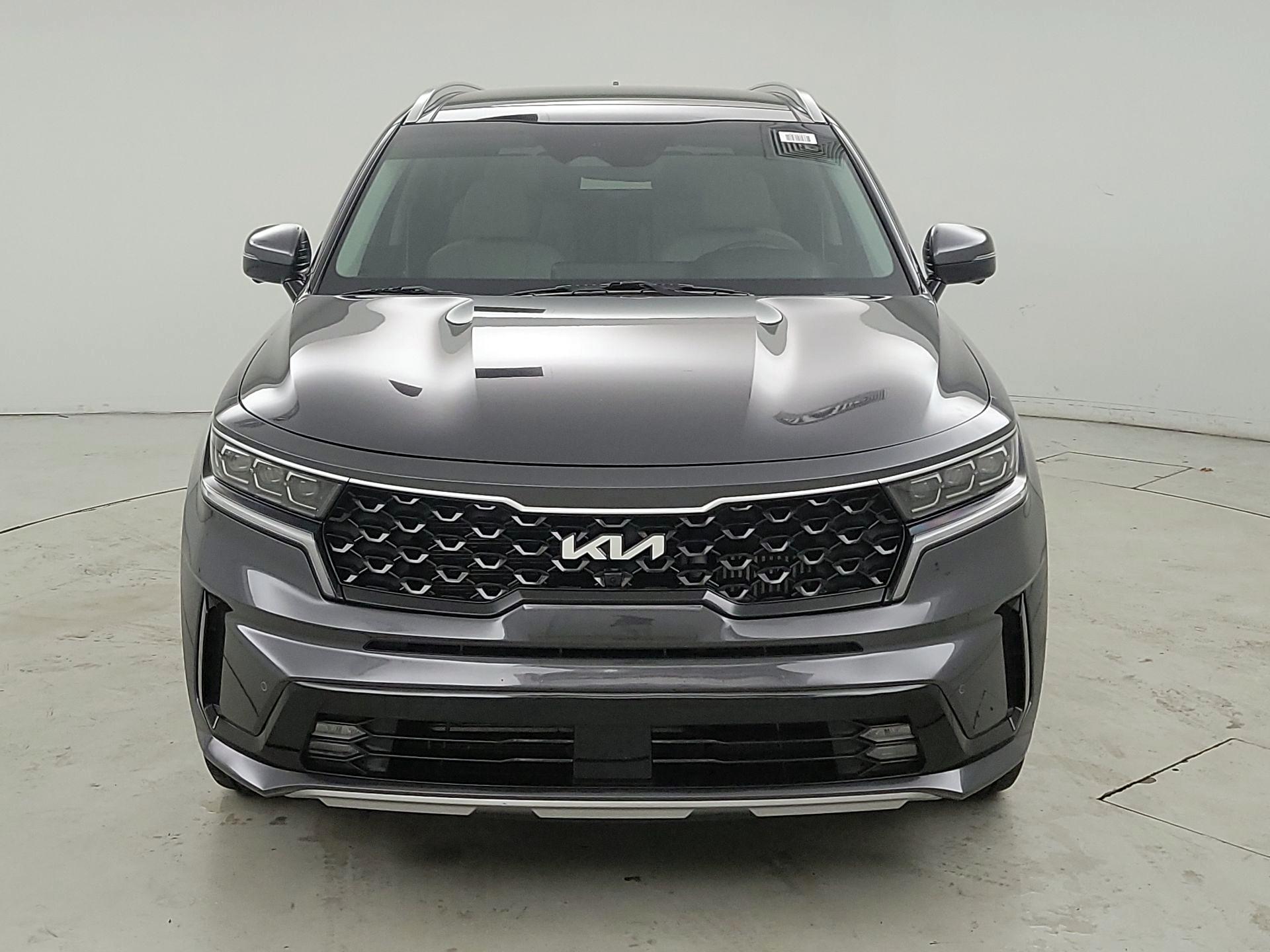 Thumbnail: 2023 Kia Sorento - 2