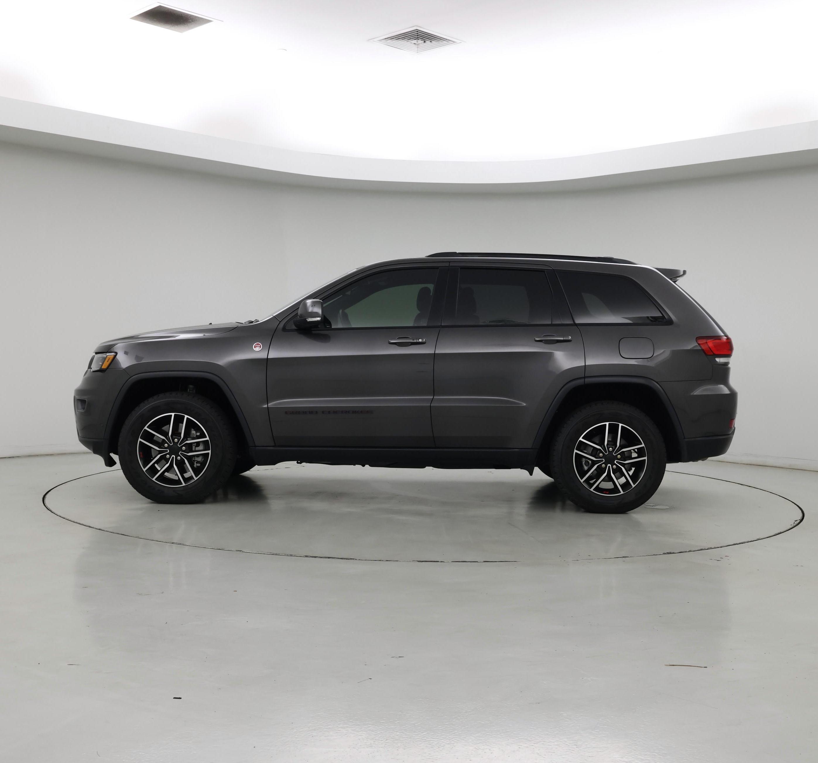 Thumbnail: 2021 Jeep Grand Cherokee - 3