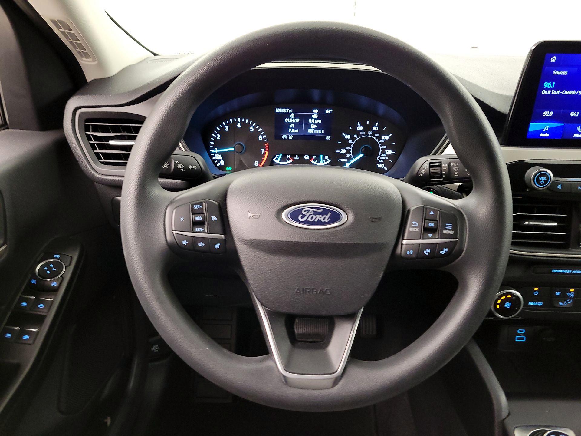 Thumbnail: 2022 Ford Escape - 10