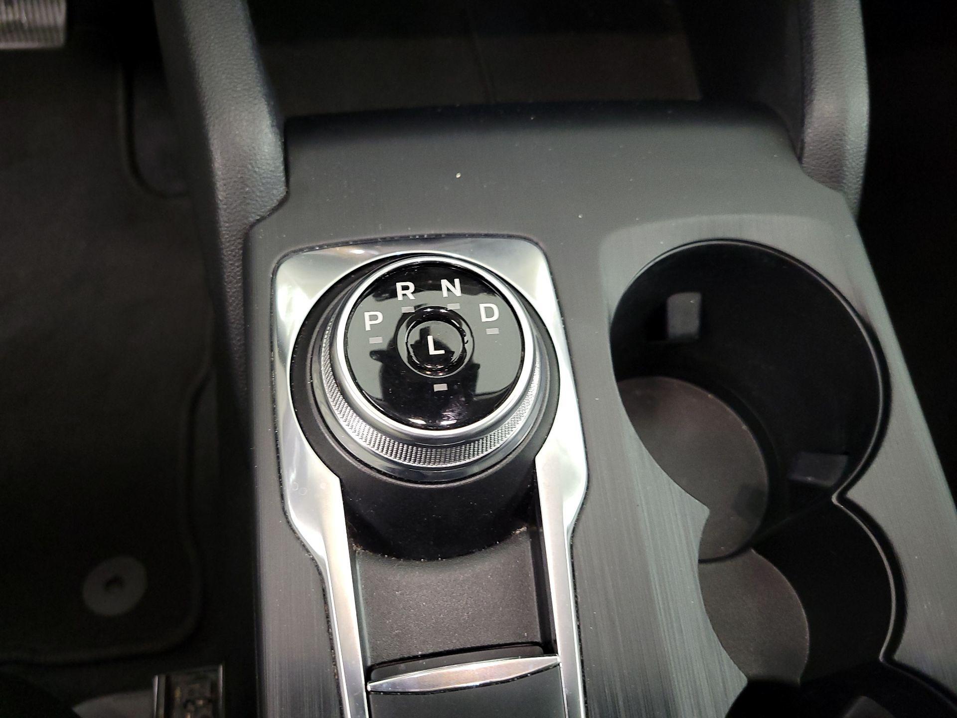 Thumbnail: 2022 Ford Escape - 17