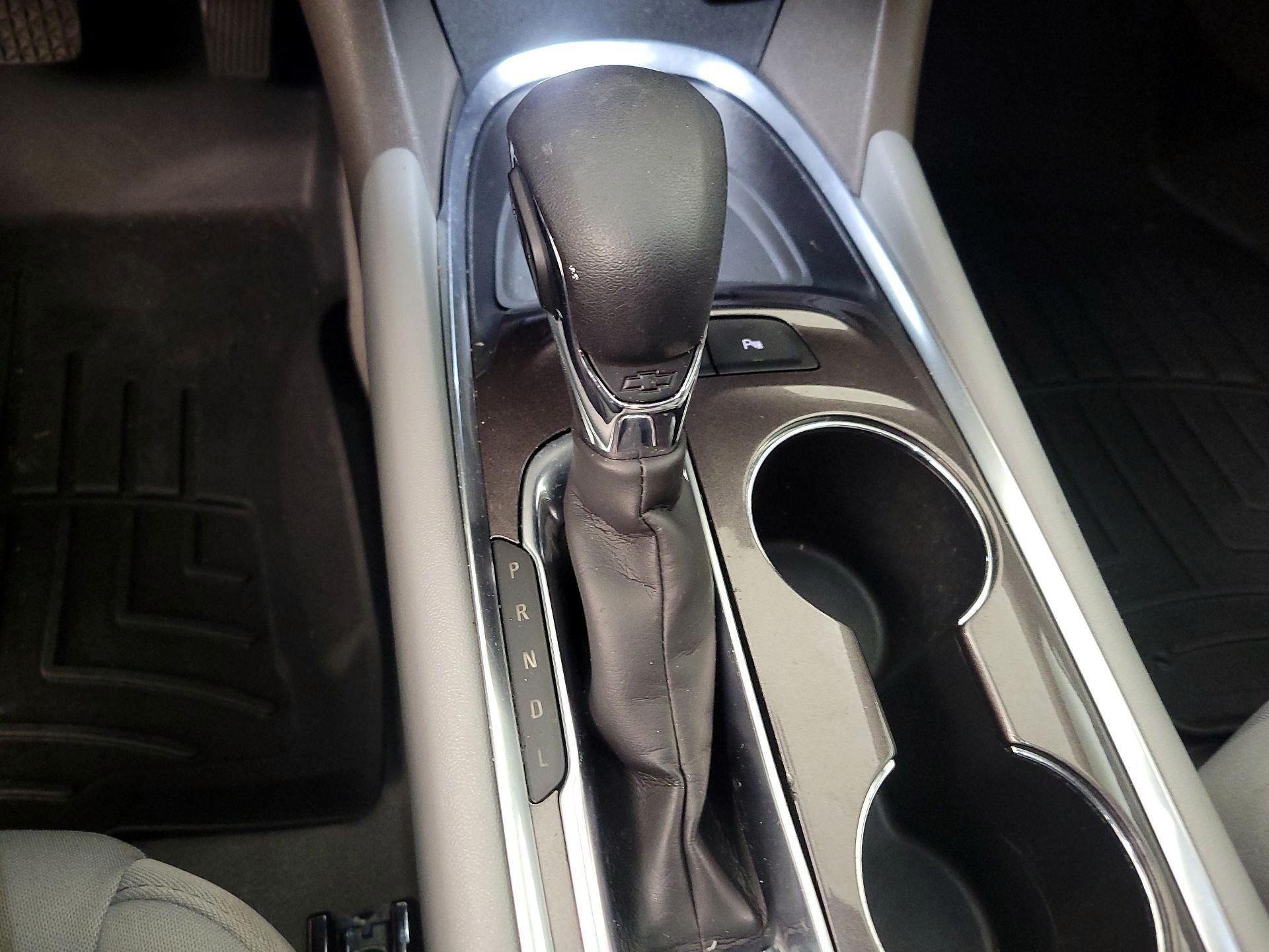 Thumbnail: 2021 Chevrolet Malibu - 17