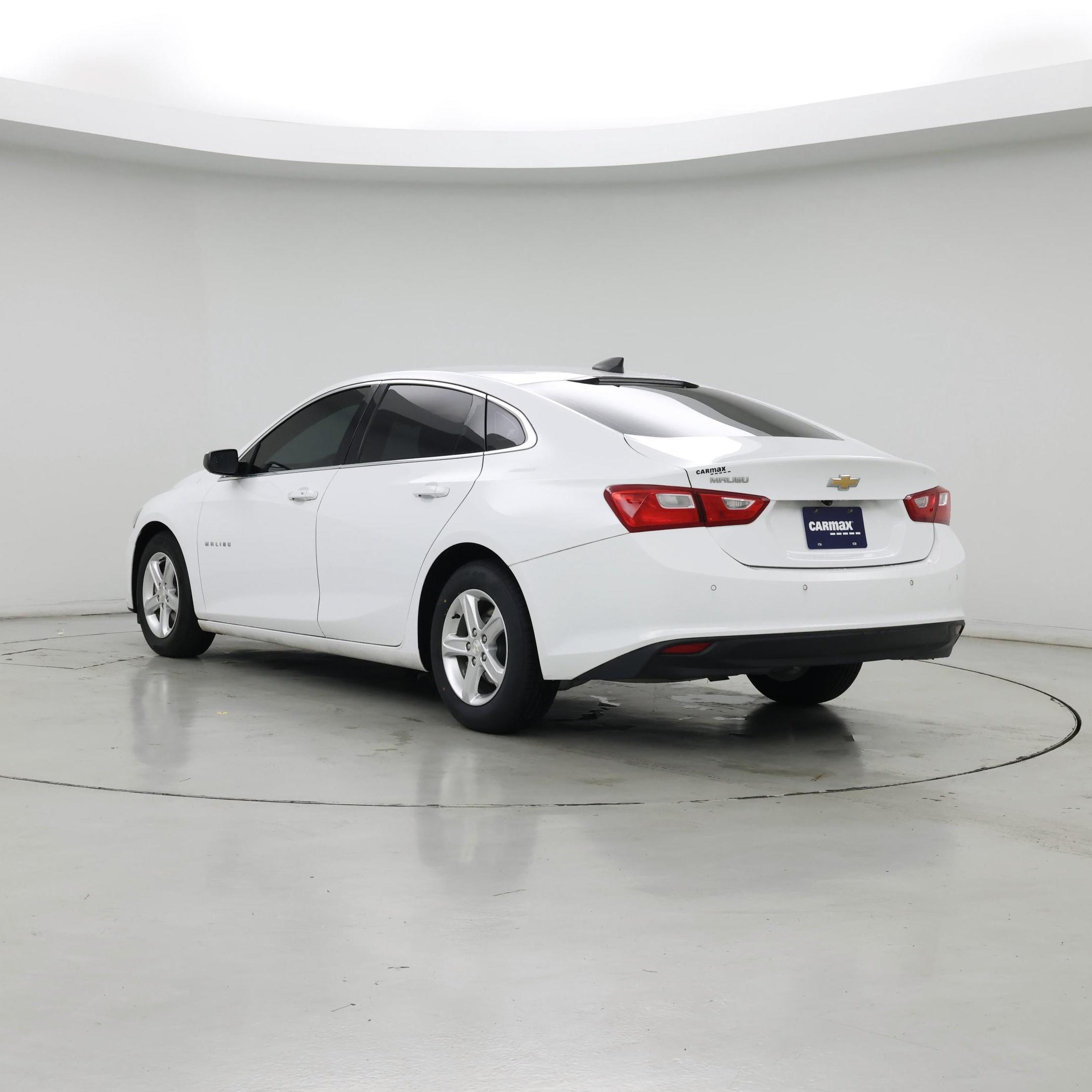 Thumbnail: 2021 Chevrolet Malibu - 2