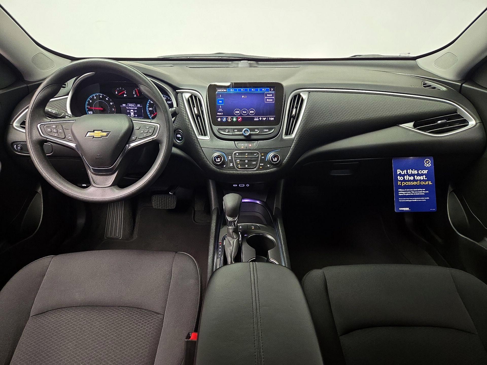 Thumbnail: 2024 Chevrolet Malibu - 9