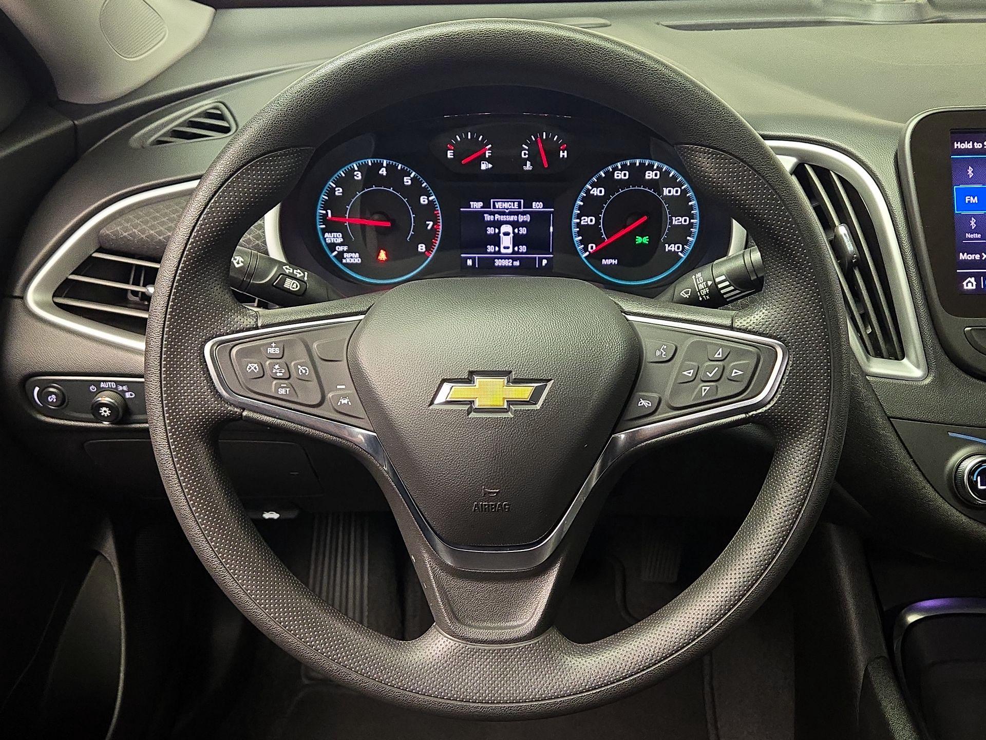 Thumbnail: 2024 Chevrolet Malibu - 10