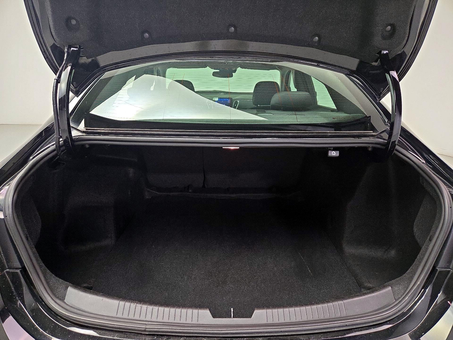 Thumbnail: 2024 Chevrolet Malibu - 20