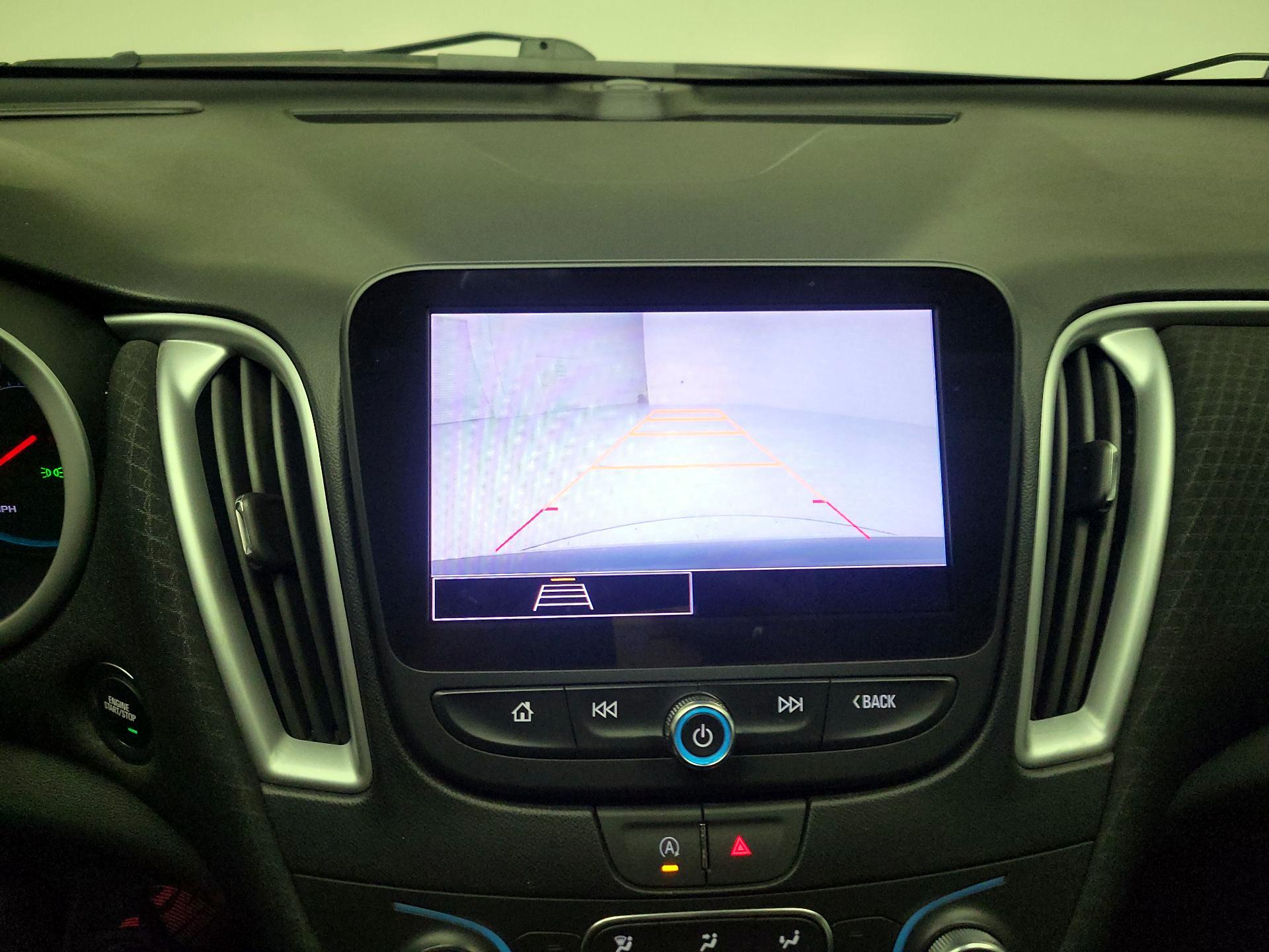 Thumbnail: 2023 Chevrolet Malibu - 14