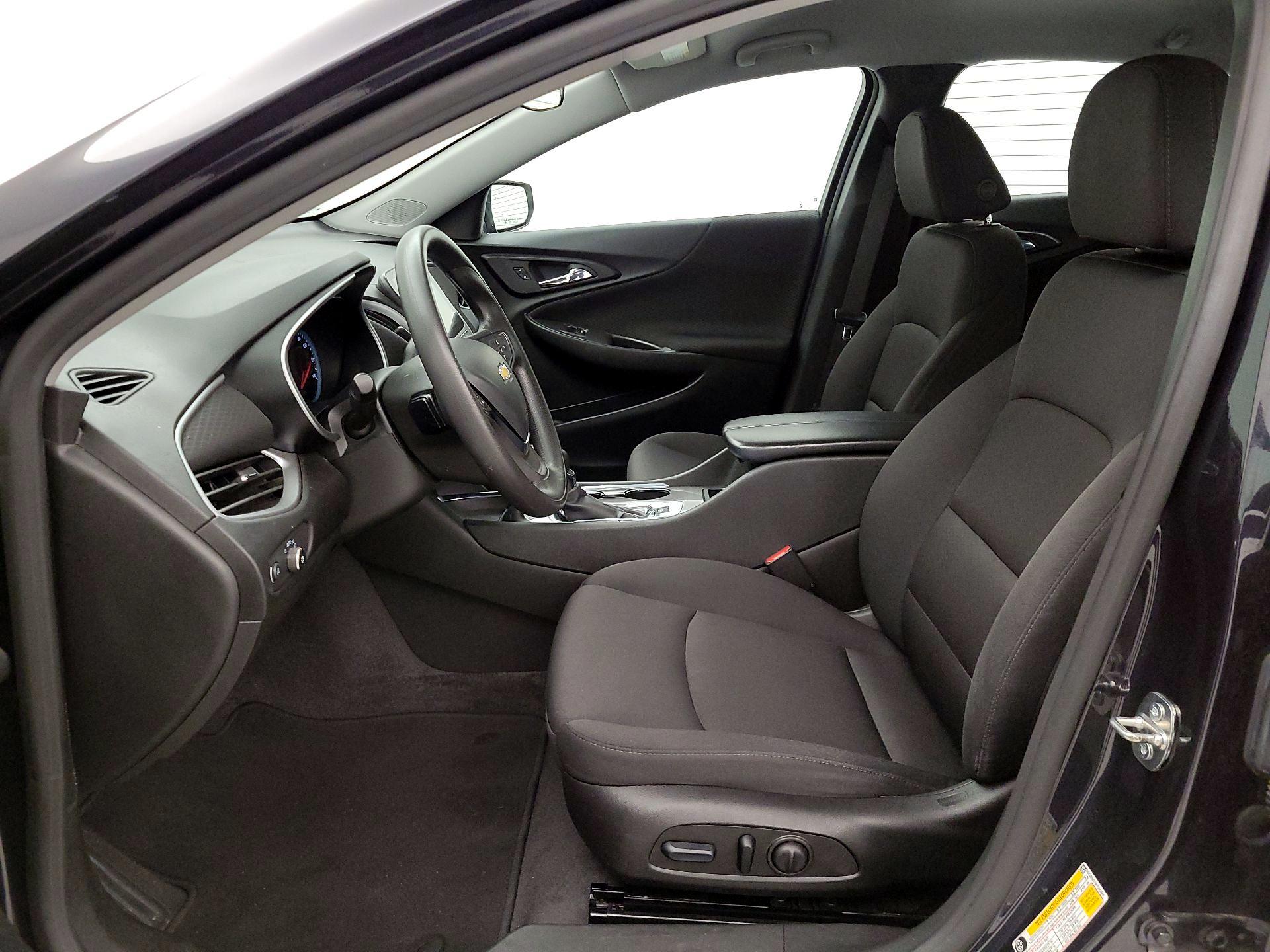 Thumbnail: 2023 Chevrolet Malibu - 11