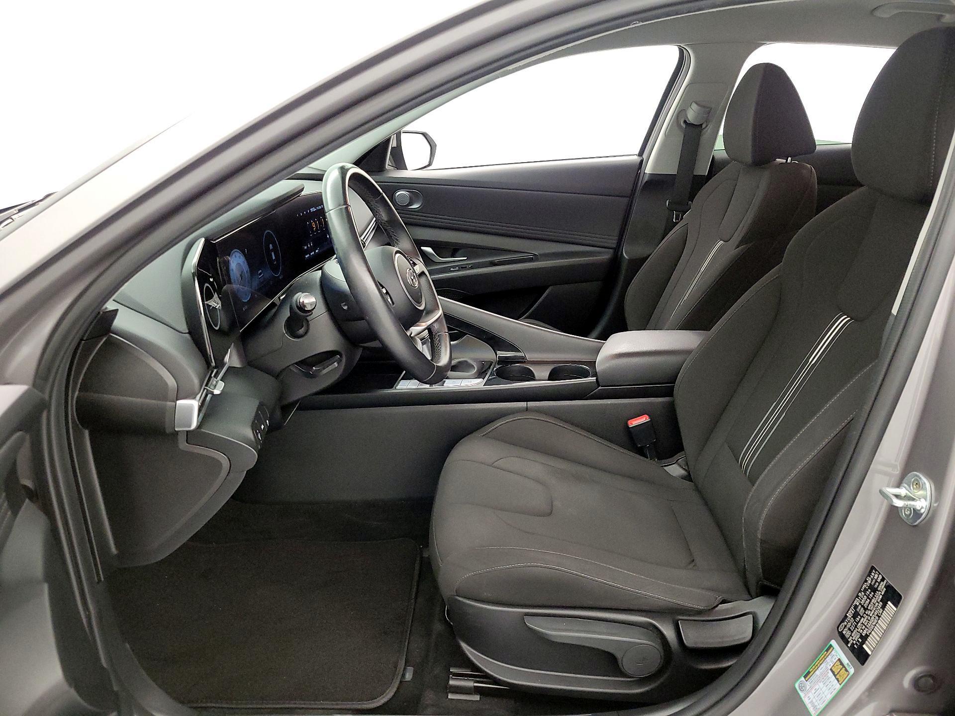 Thumbnail: 2023 Hyundai Elantra - 11