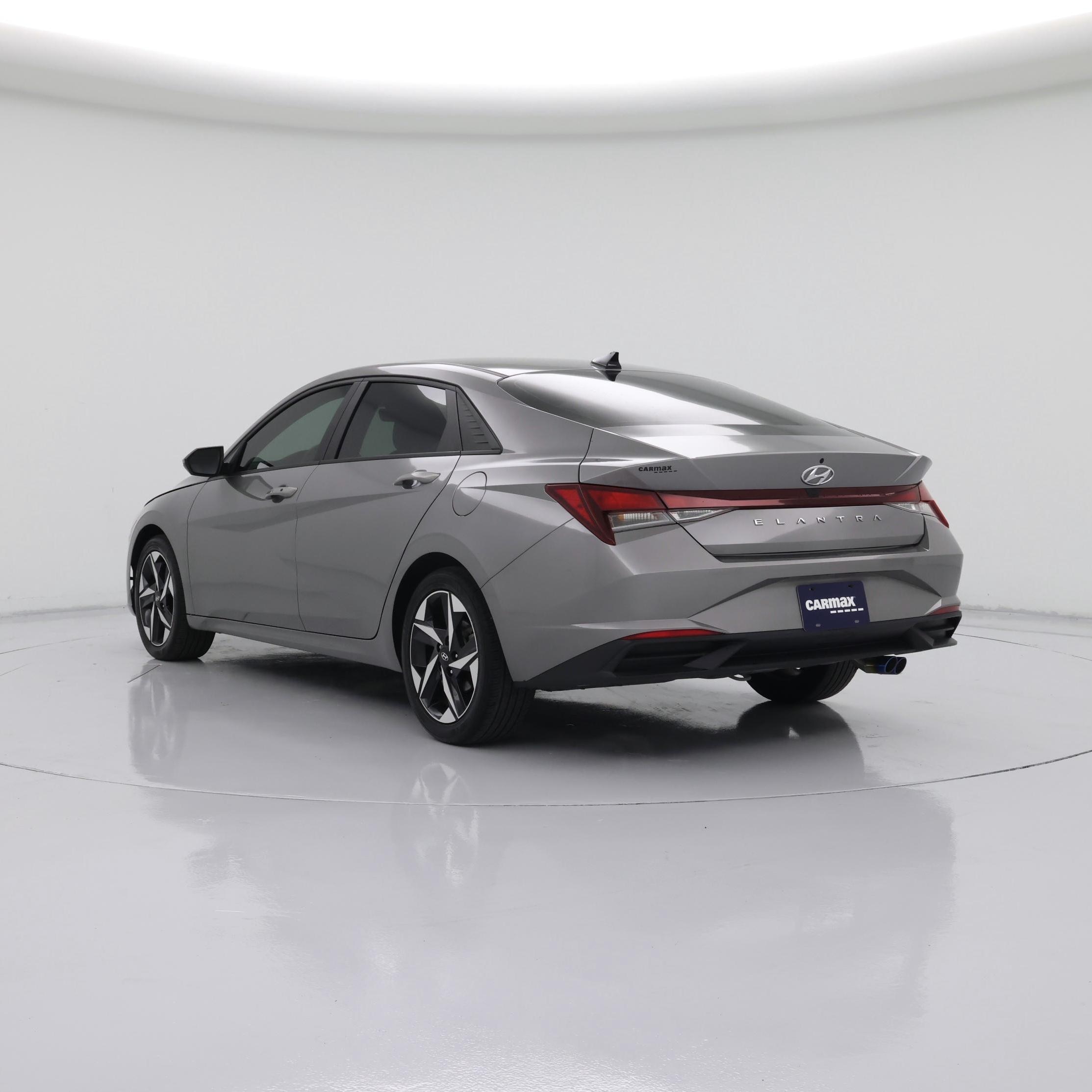 Thumbnail: 2023 Hyundai Elantra - 2