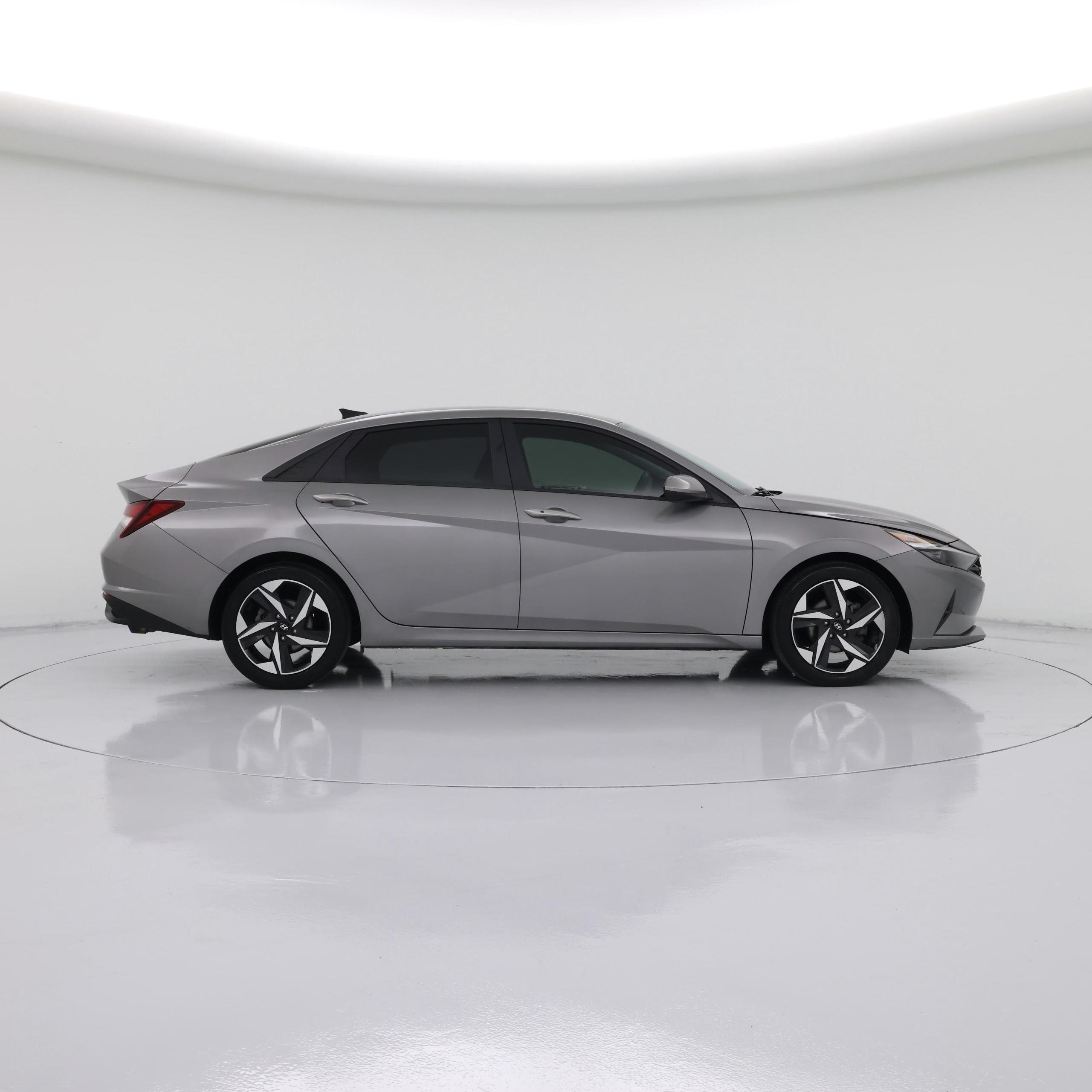 Thumbnail: 2023 Hyundai Elantra - 7