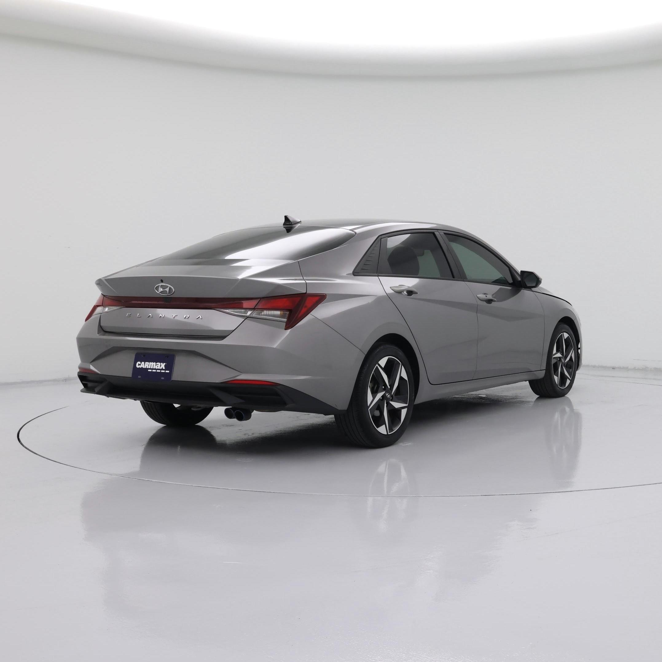Thumbnail: 2023 Hyundai Elantra - 8
