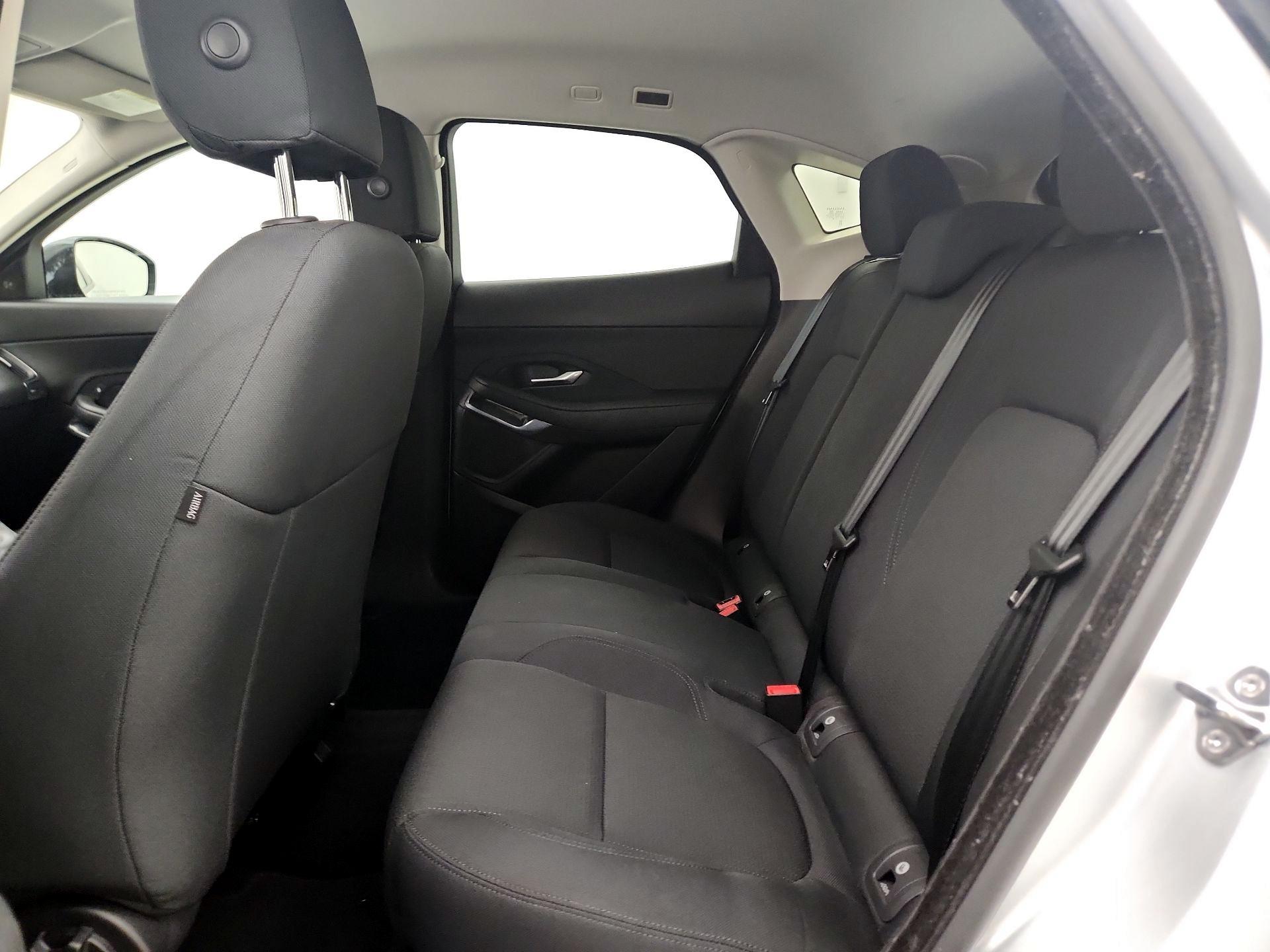 Thumbnail: 2019 Jaguar E-Pace - 19