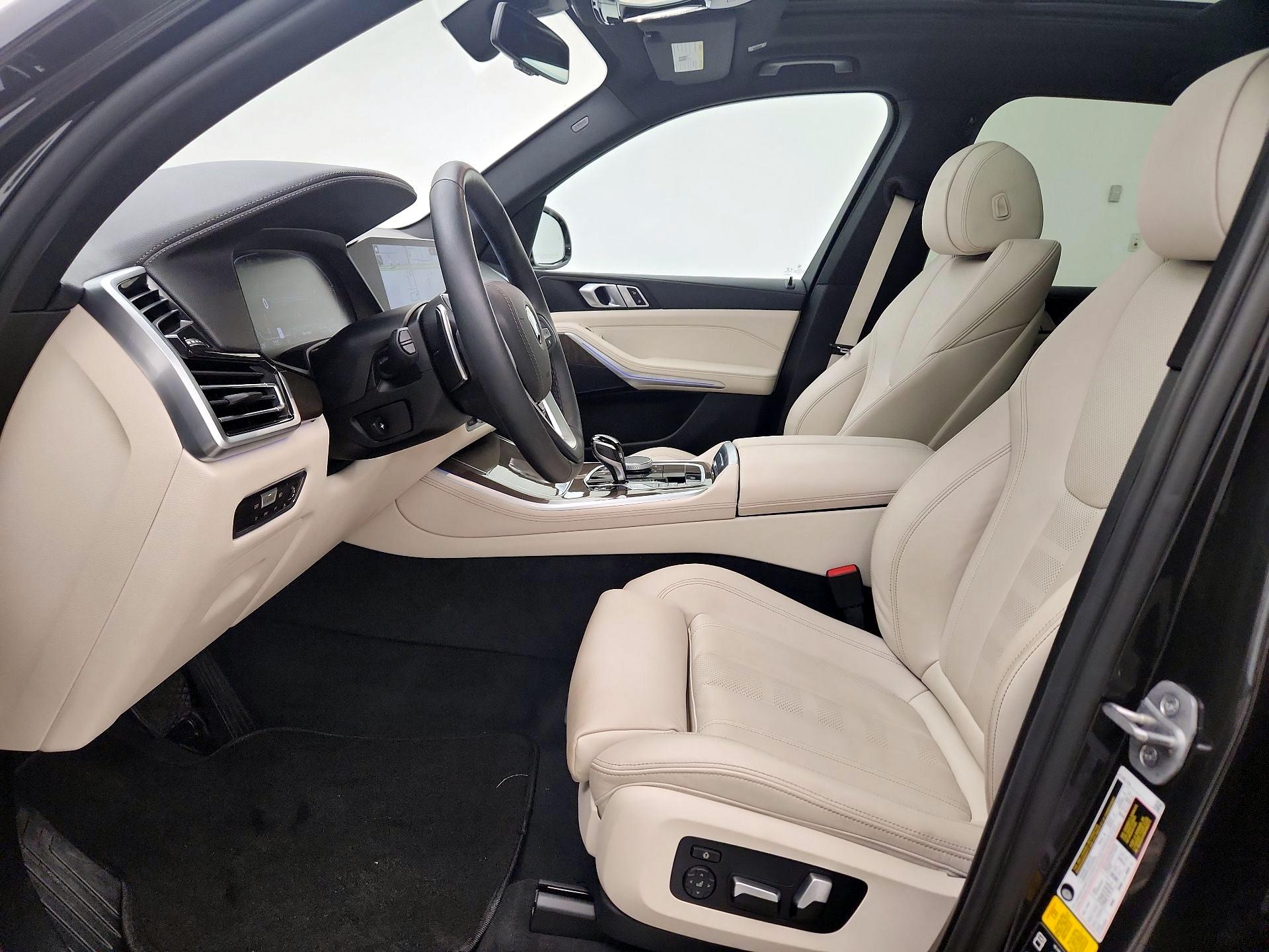 Thumbnail: 2022 BMW X5 - 11