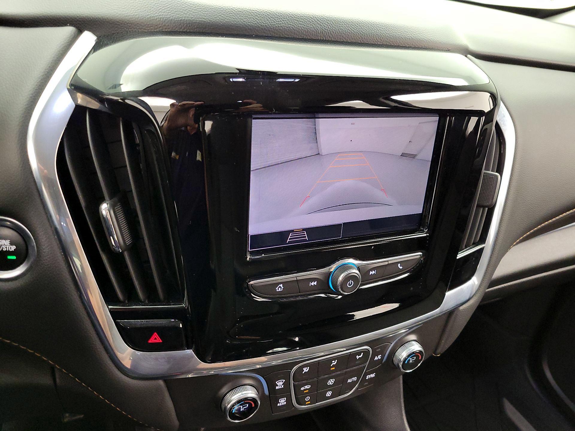 Thumbnail: 2020 Chevrolet Traverse - 14