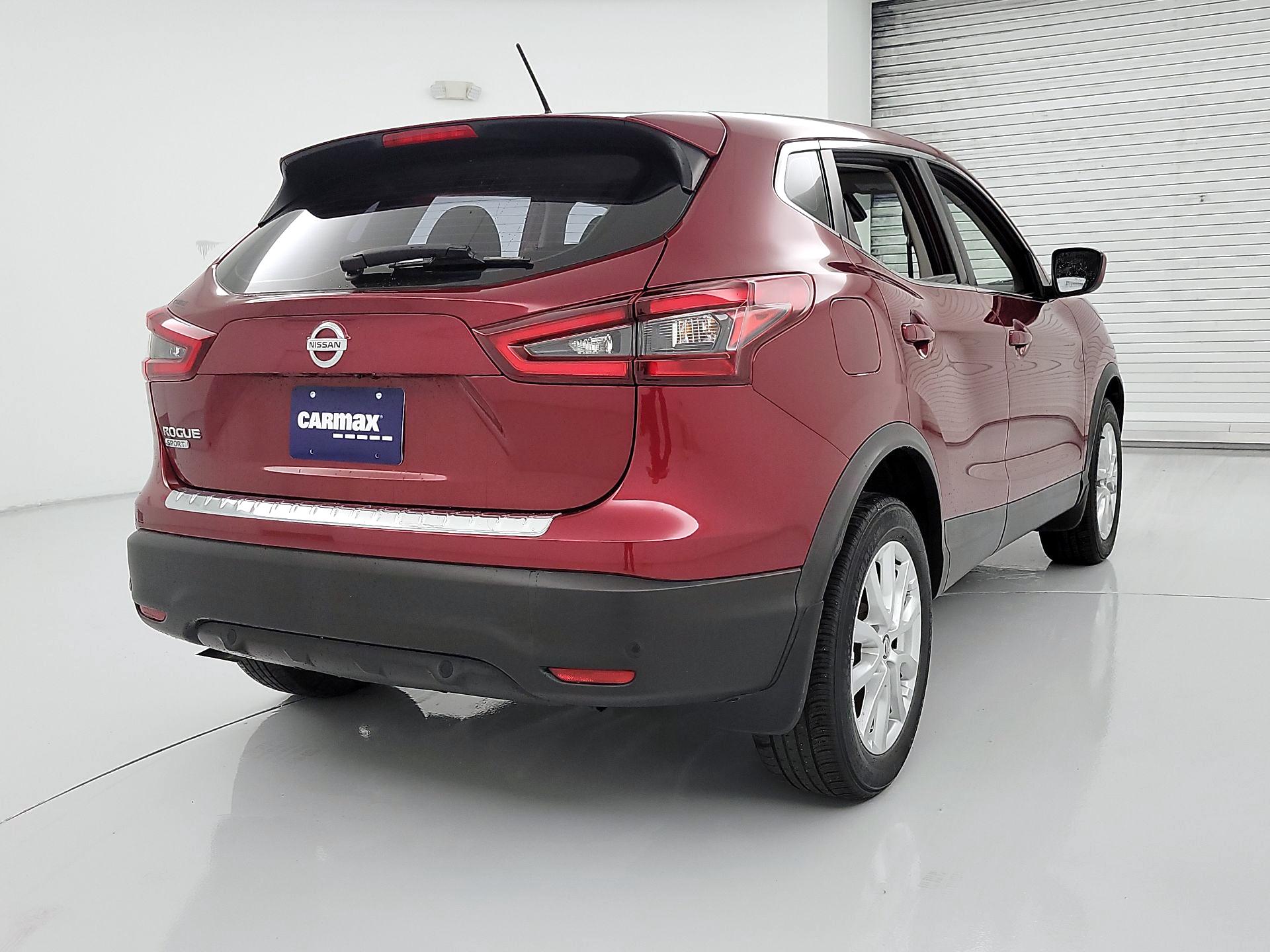 Thumbnail: 2020 Nissan Rogue Sport - 5