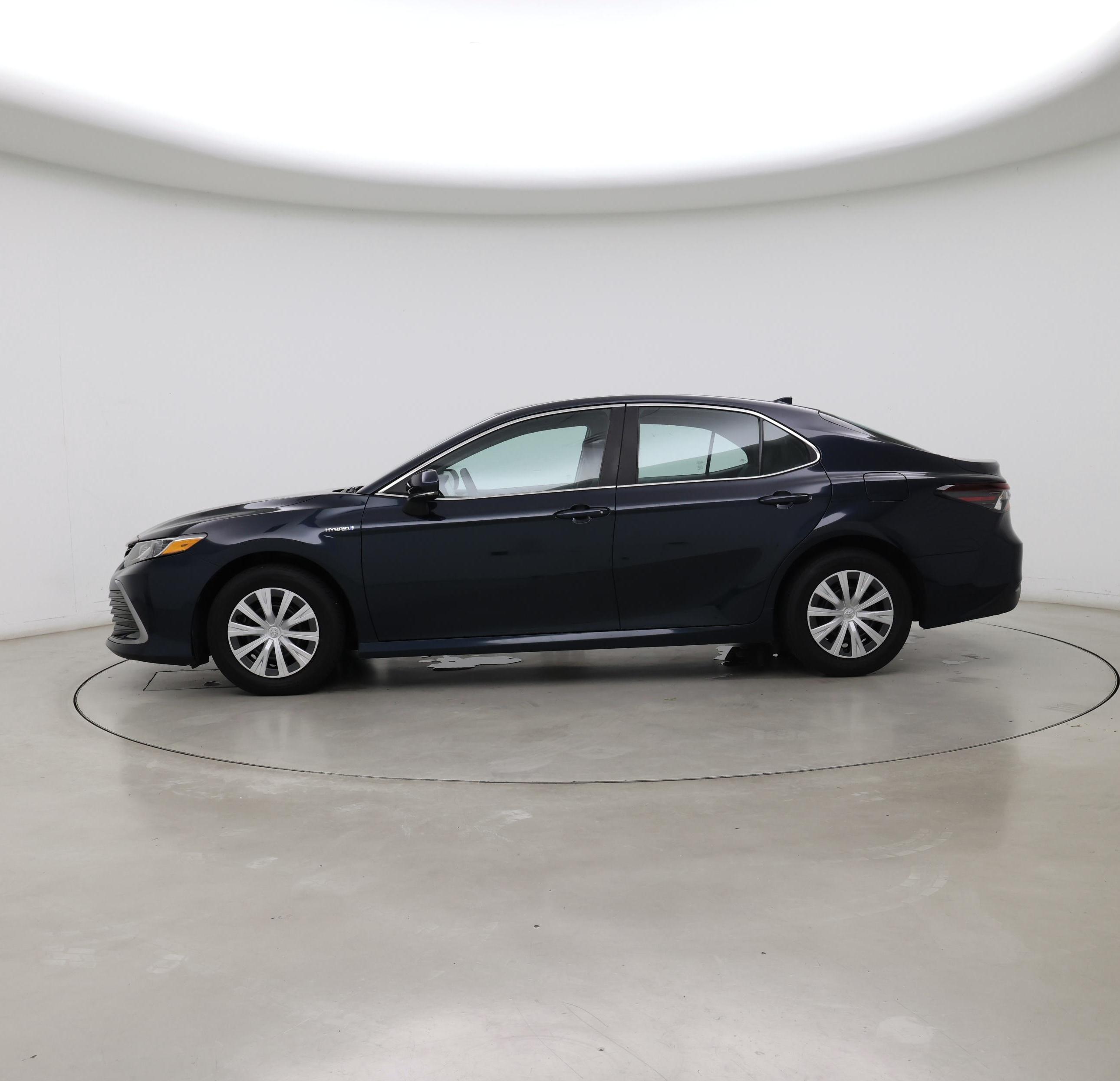 Thumbnail: 2021 Toyota Camry - 3
