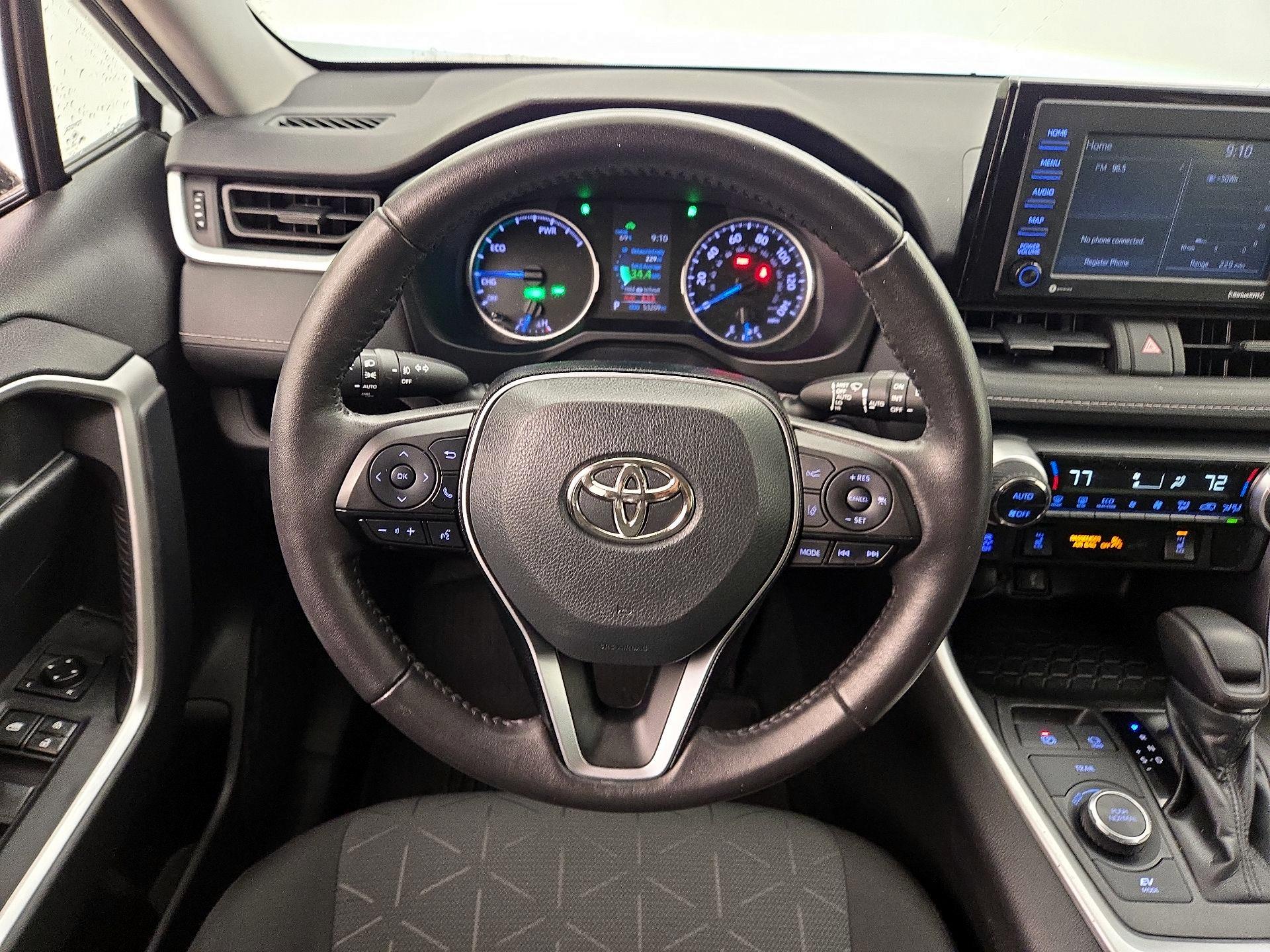 Thumbnail: 2021 Toyota RAV4 - 10