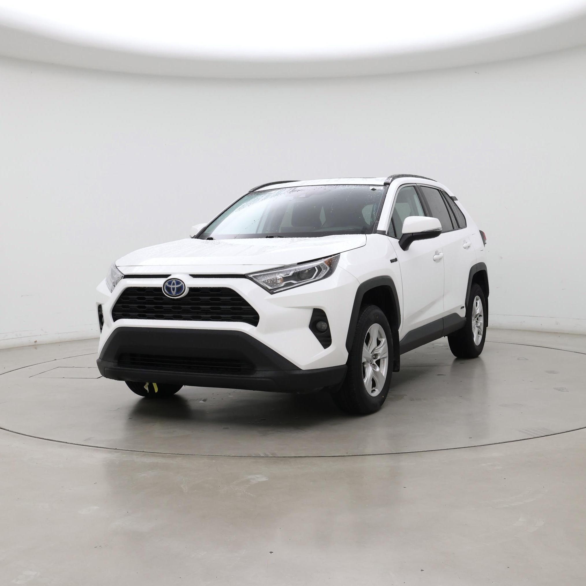 Thumbnail: 2021 Toyota RAV4 - 4