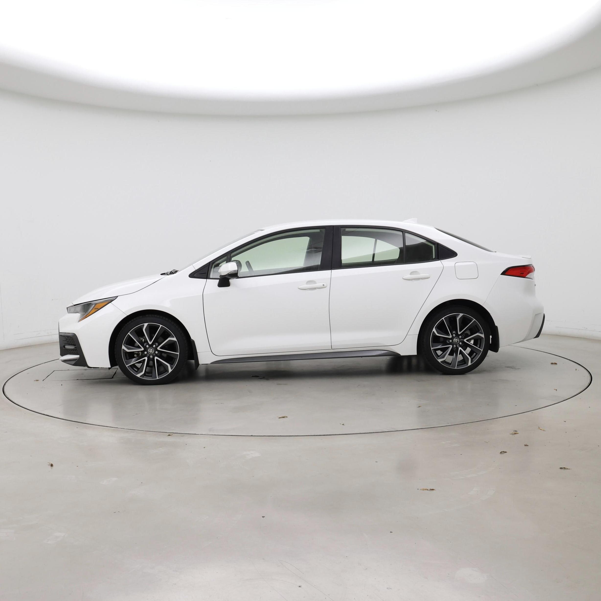 Thumbnail: 2022 Toyota Corolla - 3