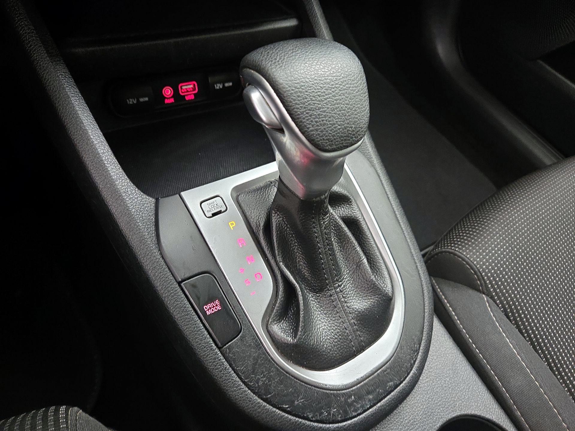 Thumbnail: 2020 Kia Forte - 17