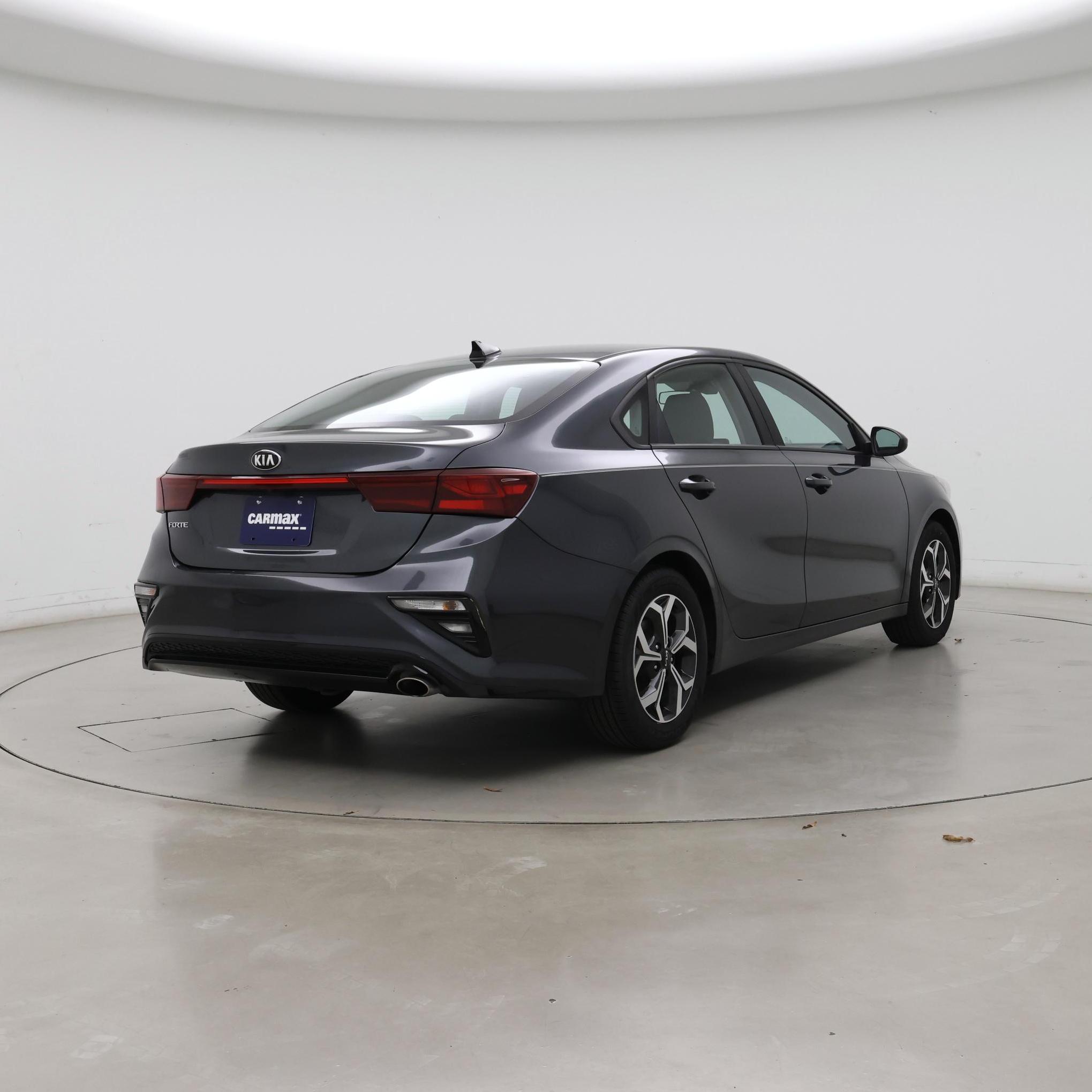 Thumbnail: 2020 Kia Forte - 8