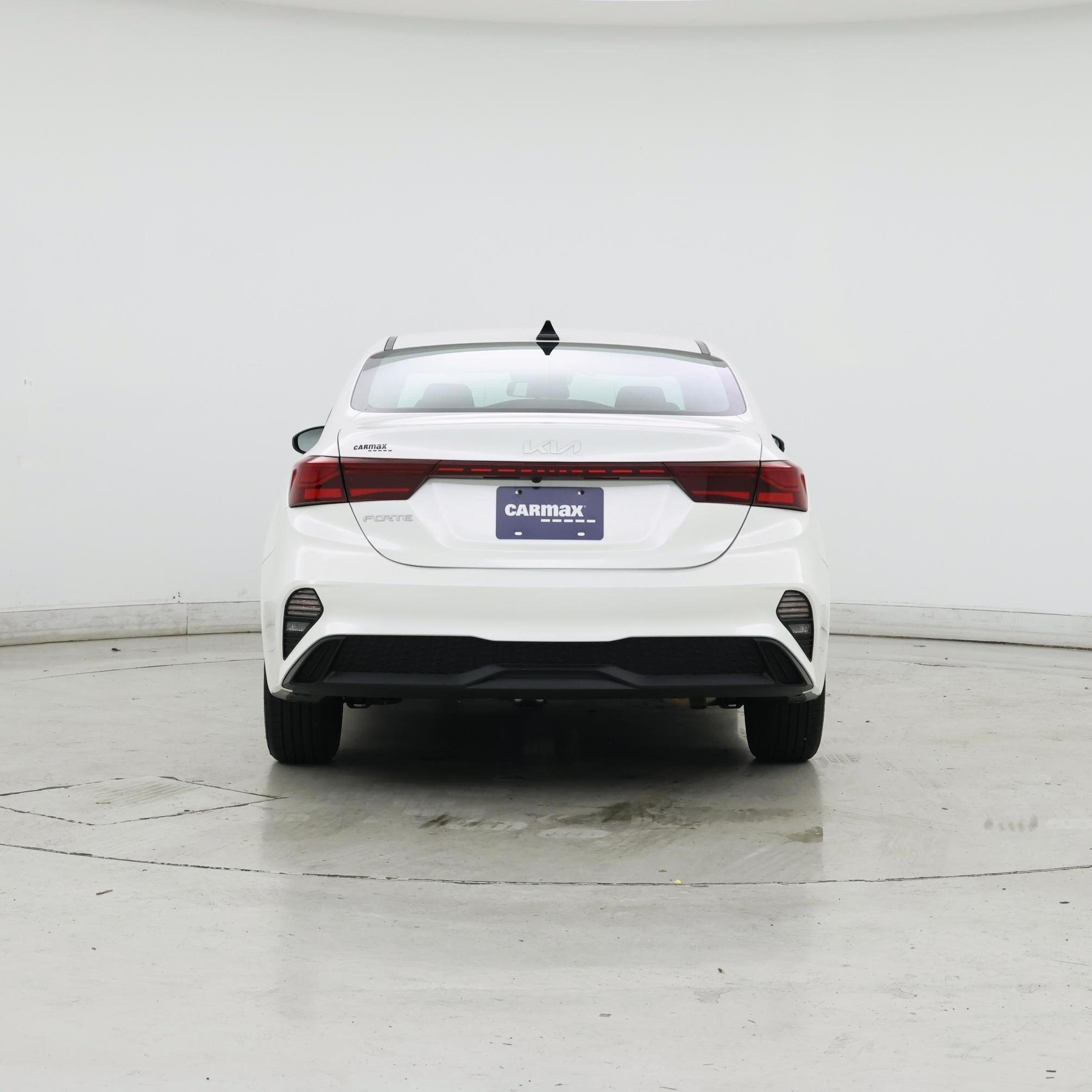 Thumbnail: 2024 Kia Forte - 6