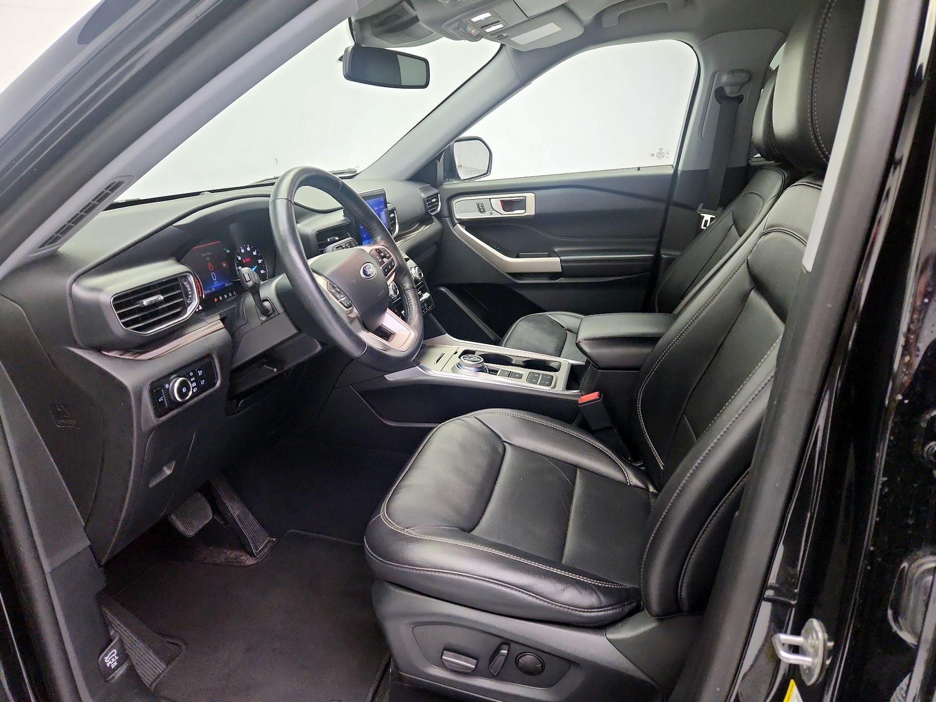 Thumbnail: 2023 Ford Explorer - 11