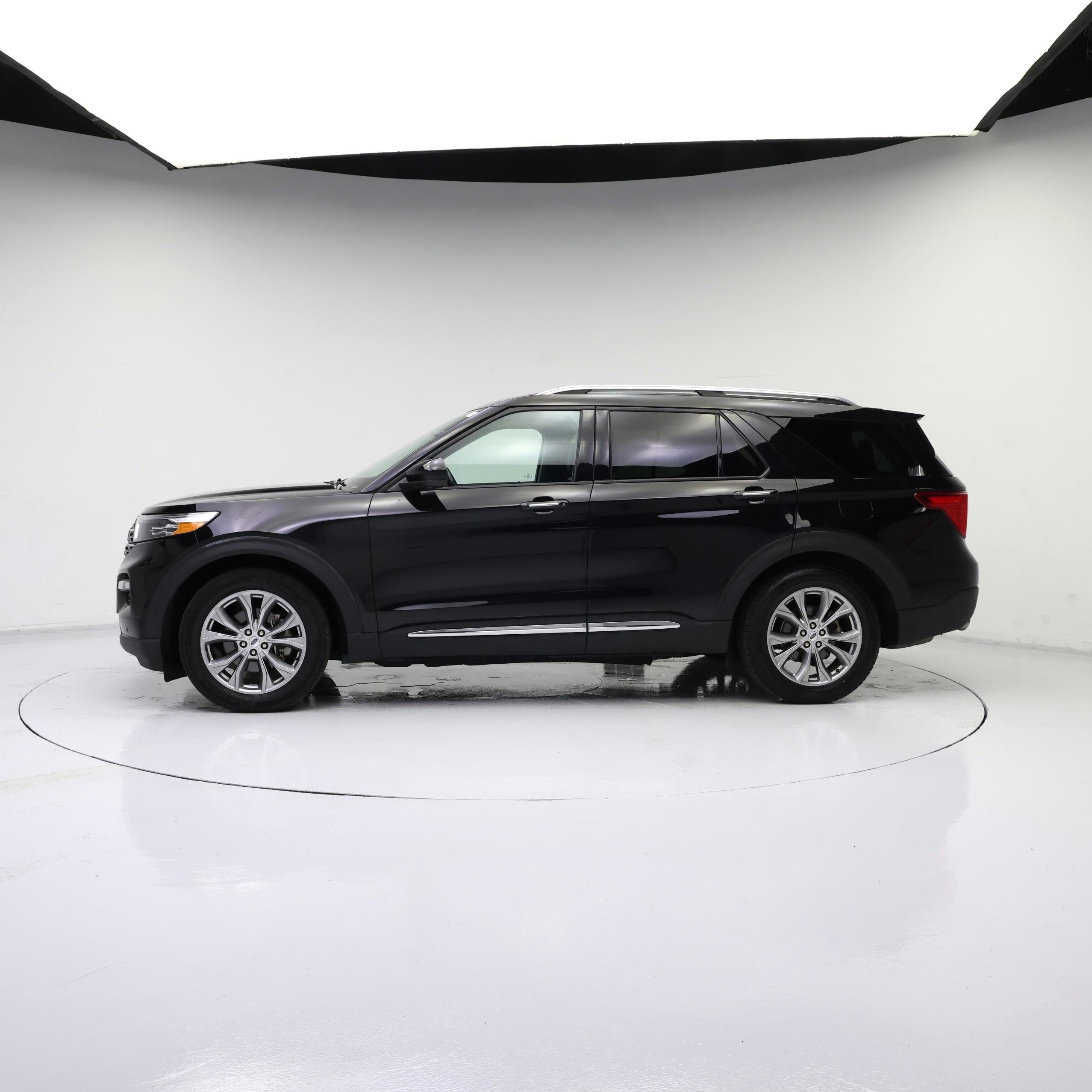 Thumbnail: 2023 Ford Explorer - 3