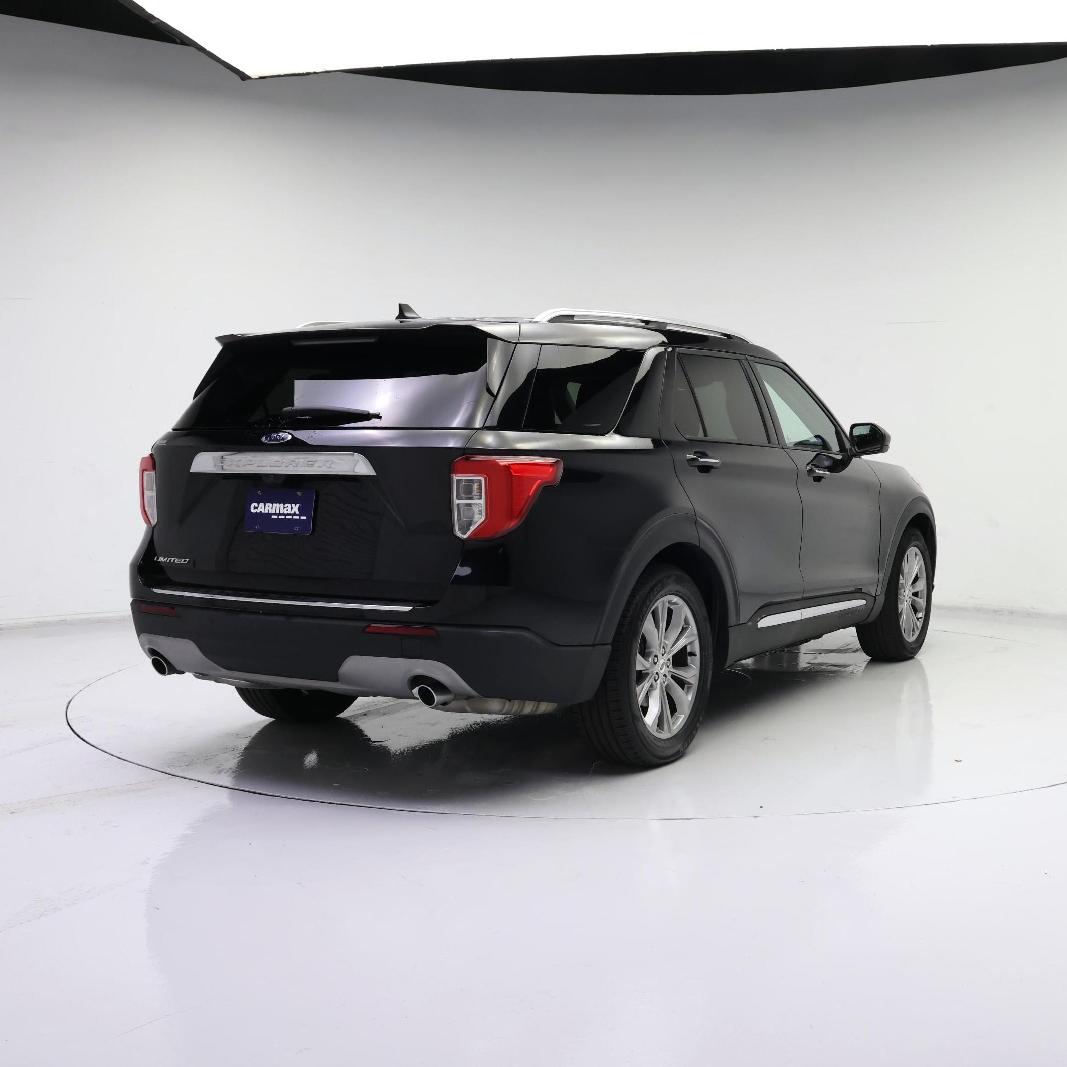 Thumbnail: 2023 Ford Explorer - 8