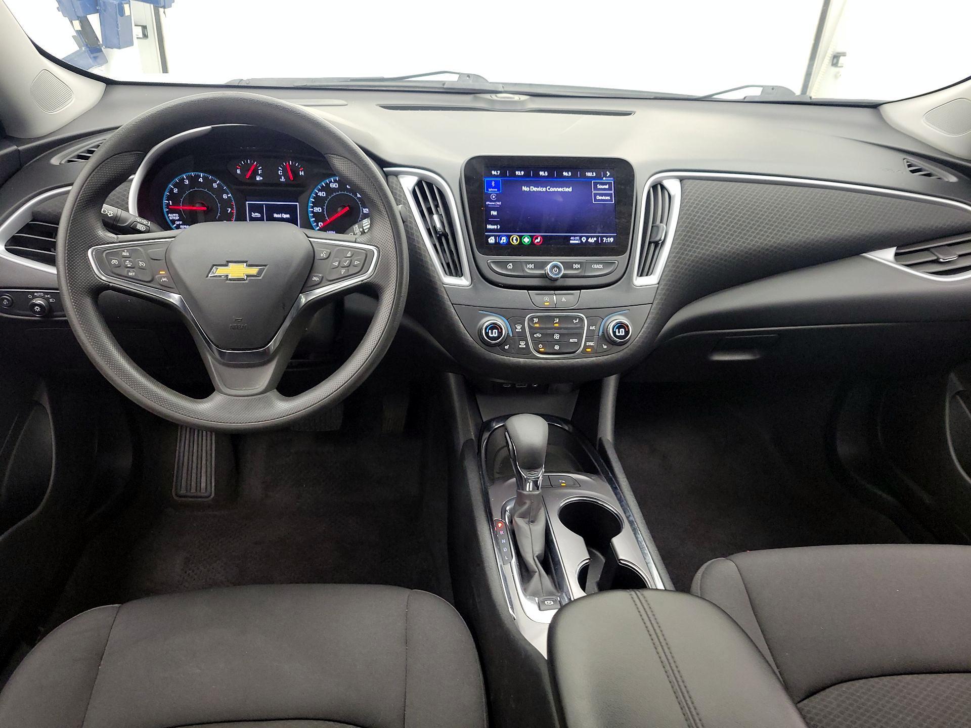 Thumbnail: 2023 Chevrolet Malibu - 9