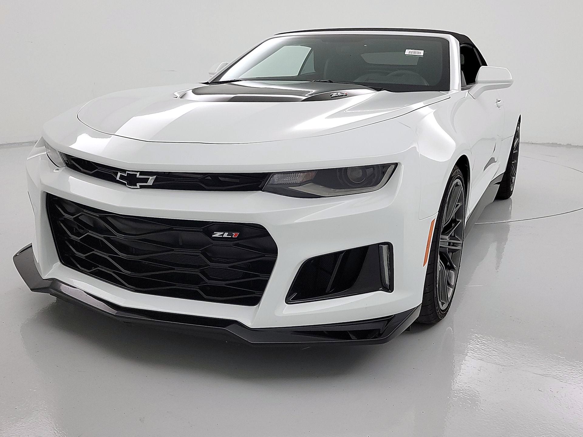 Thumbnail: 2021 Chevrolet Camaro - 3