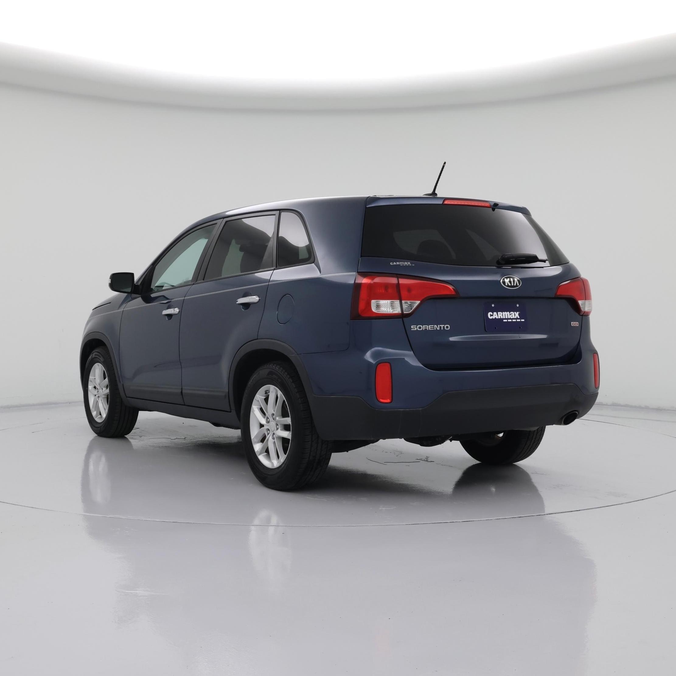 Thumbnail: 2015 Kia Sorento - 2