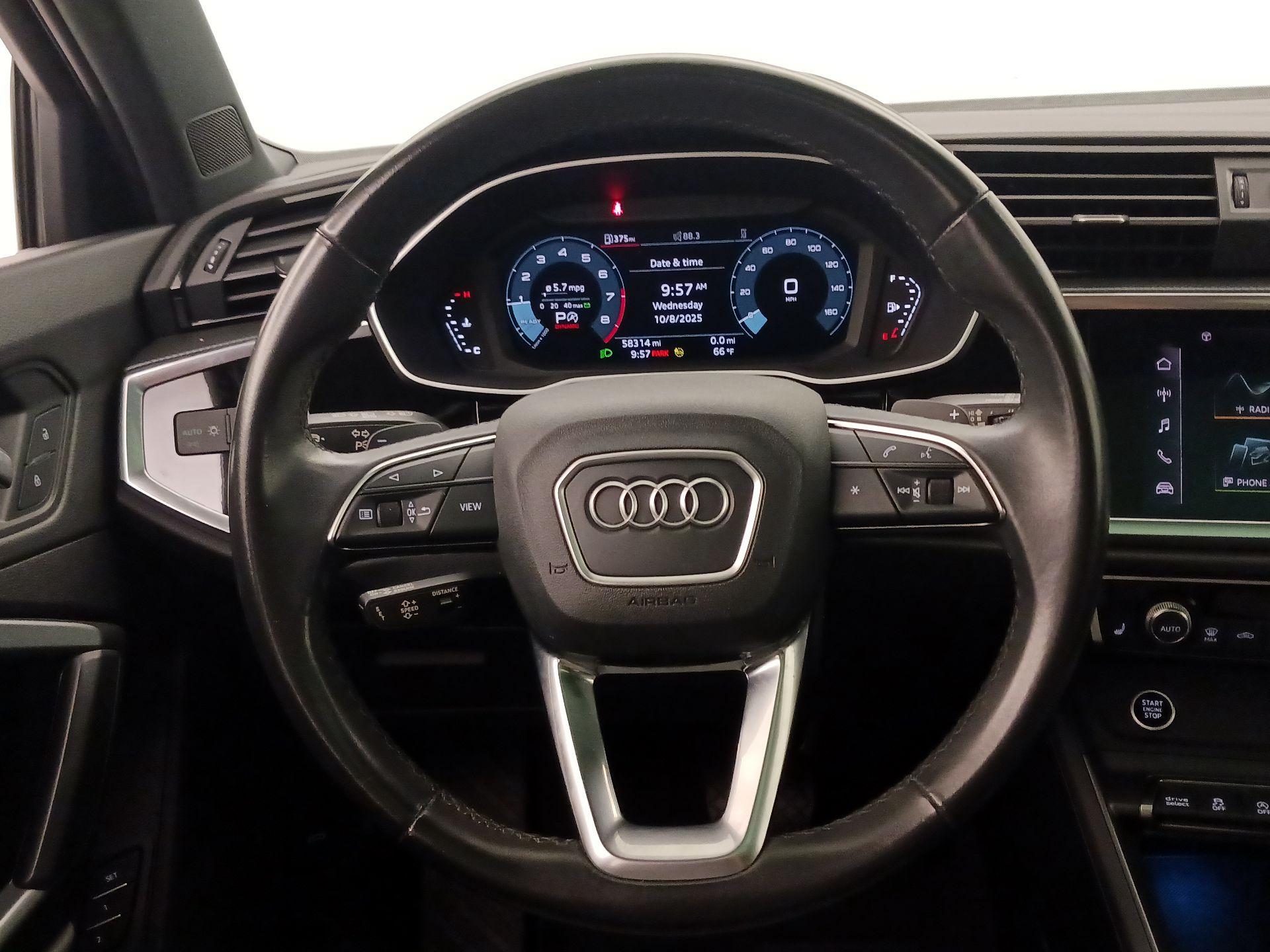 Thumbnail: 2022 Audi Q3 - 10