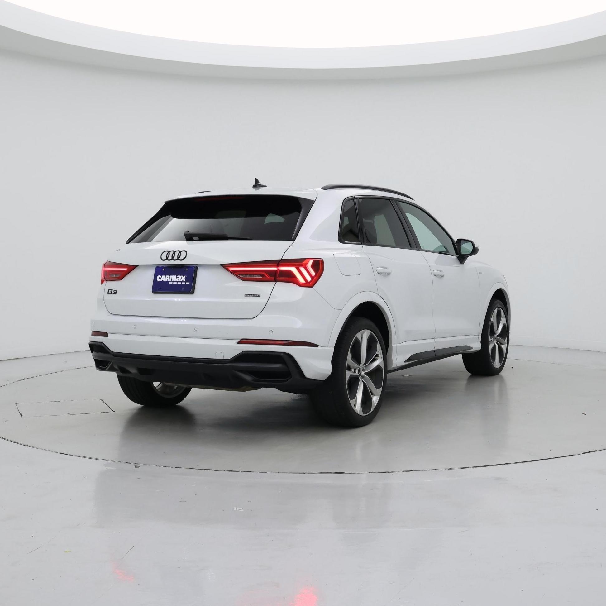 Thumbnail: 2022 Audi Q3 - 8