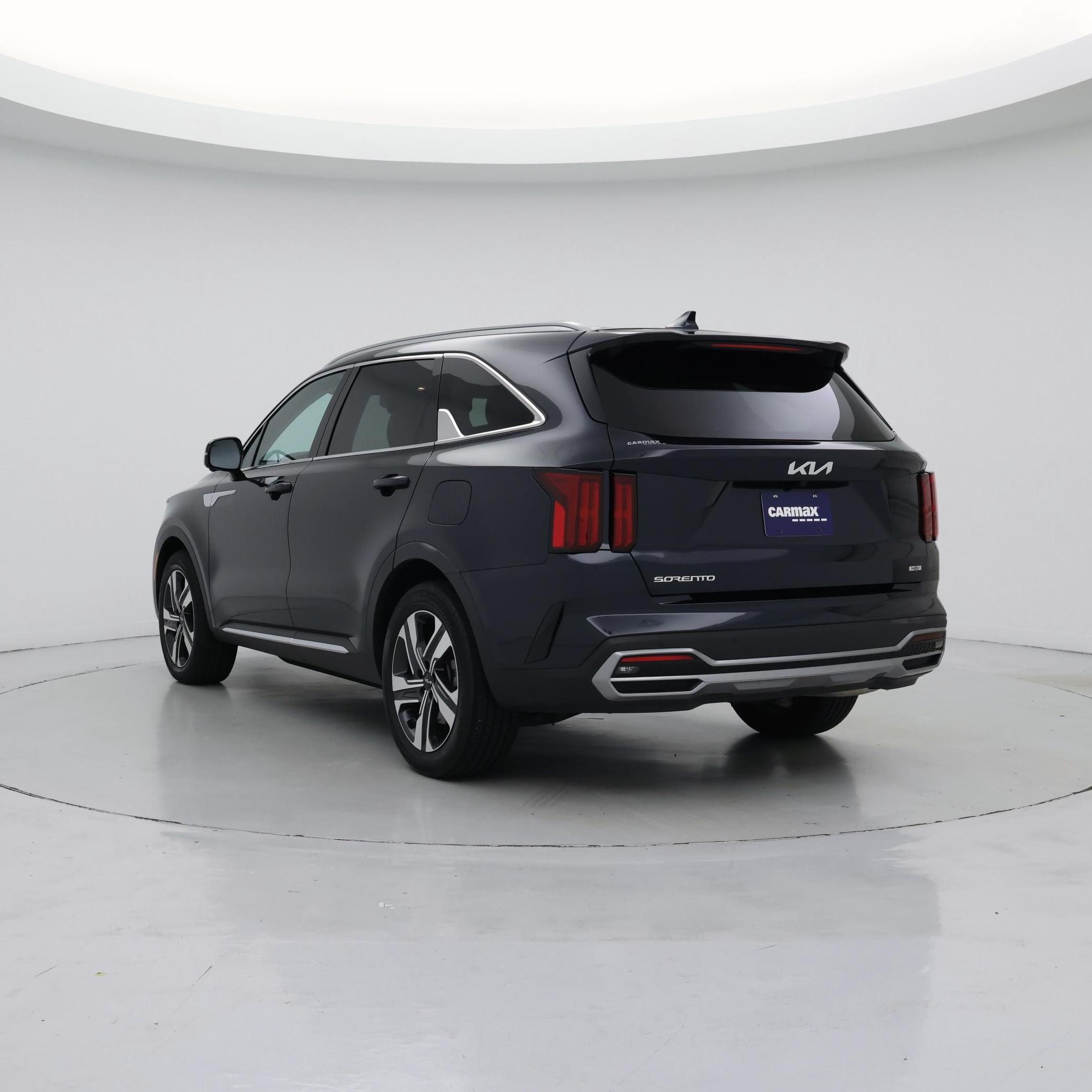 Thumbnail: 2023 Kia Sorento - 2