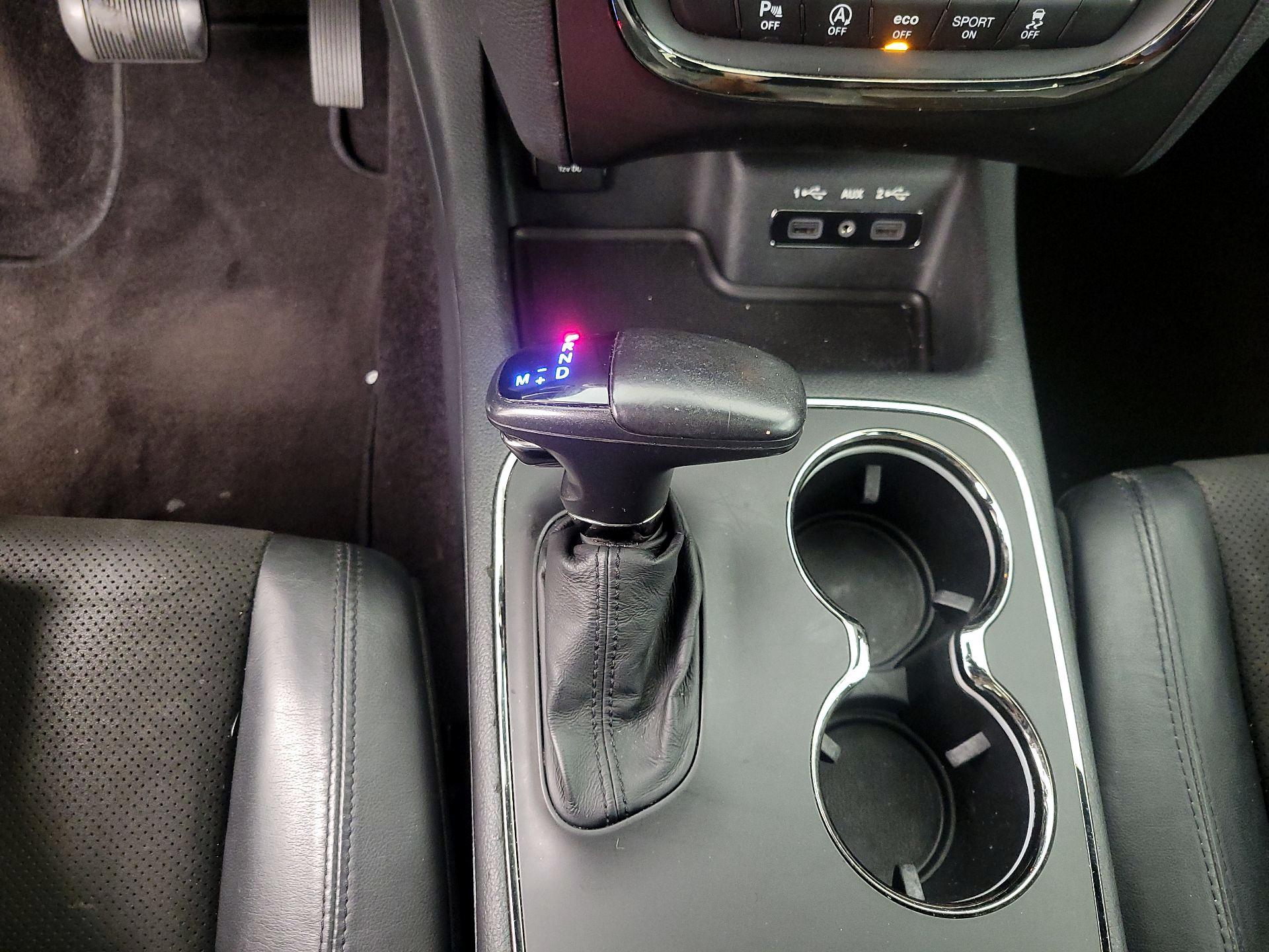 Thumbnail: 2019 Dodge Durango - 16