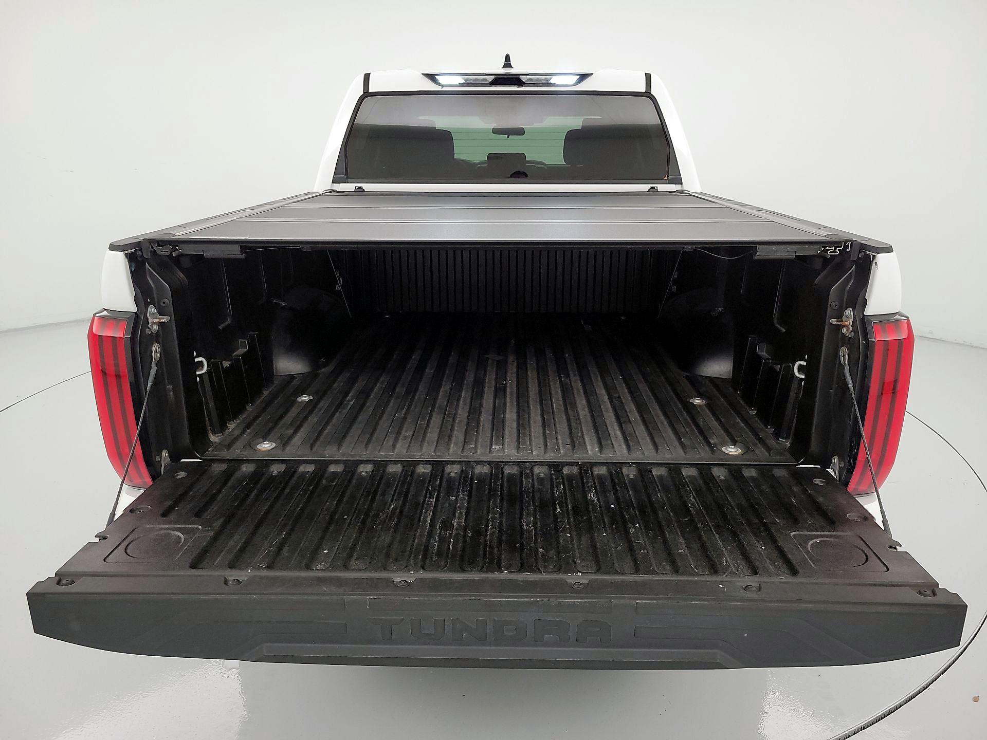 Thumbnail: 2022 Toyota Tundra - 20